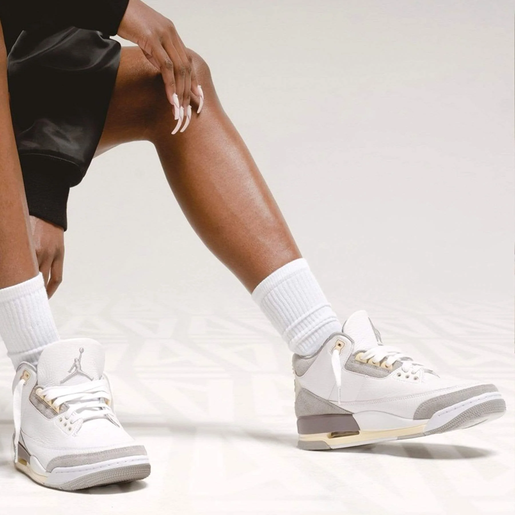 A Ma Maniére x Air Jordan 3 Retro SP Wmns 'Raised By Women' - Image 9