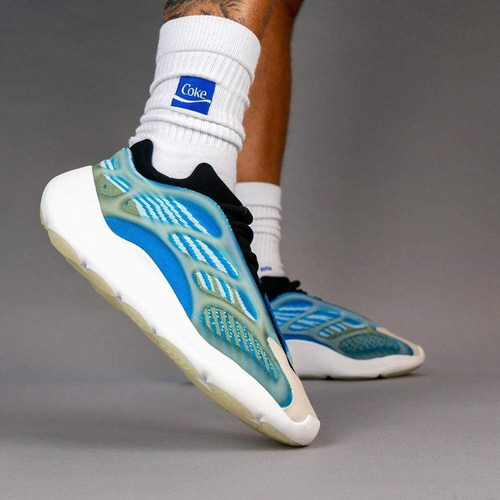 adidas Yeezy 700 V3 'Arzareth' - Image 6