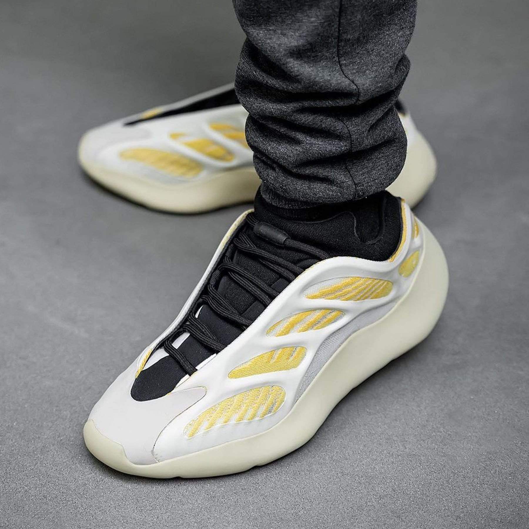 adidas Yeezy 700 V3 'Safflower' - Image 6