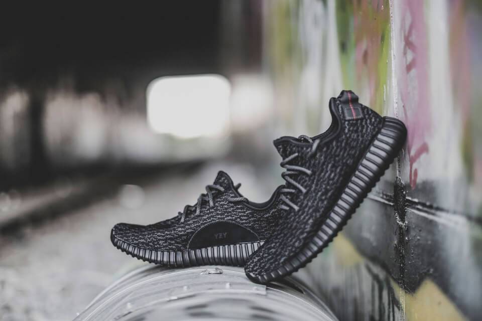 adidas Yeezy 350 Pirate Black 2.0 (2016) - Image 7