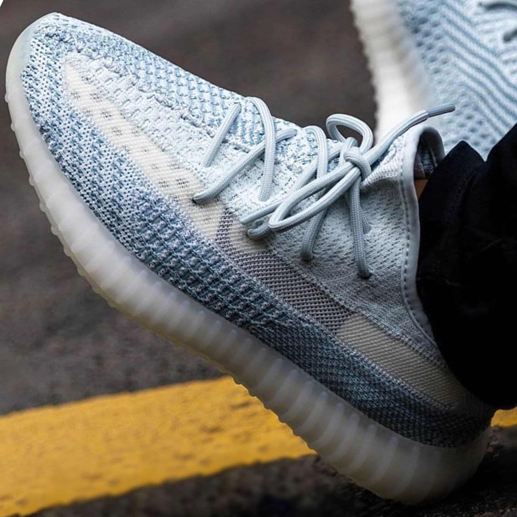 adidas Yeezy Boost 350 V2 'Cloud White Reflective' - Image 6
