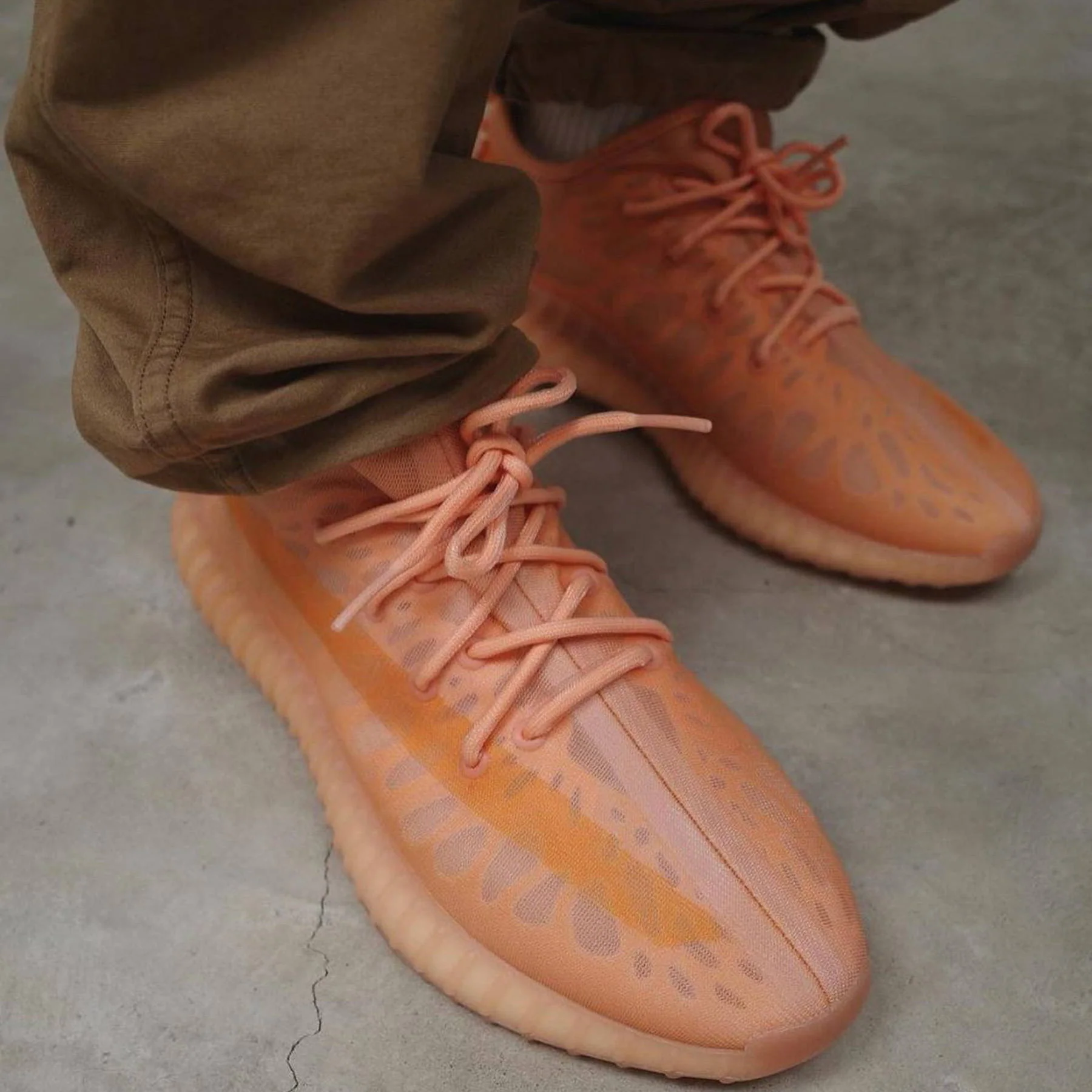 adidas Yeezy Boost 350 V2 'Mono Clay' - Image 6