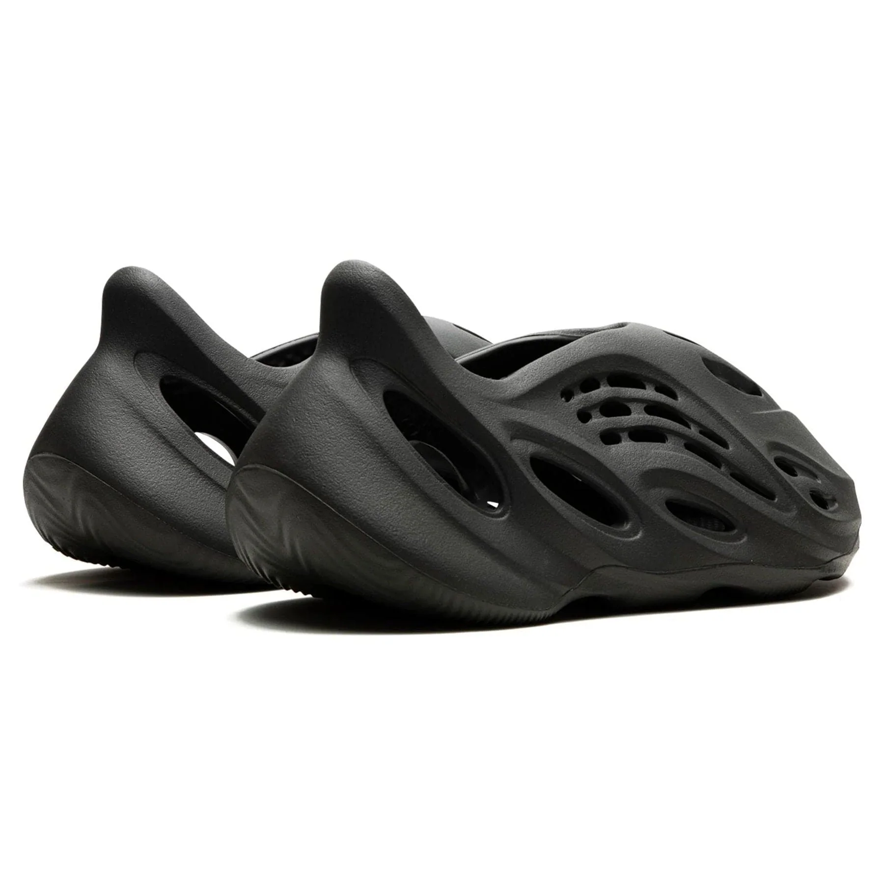 adidas Yeezy Foam Runner 'Carbon' - Image 3
