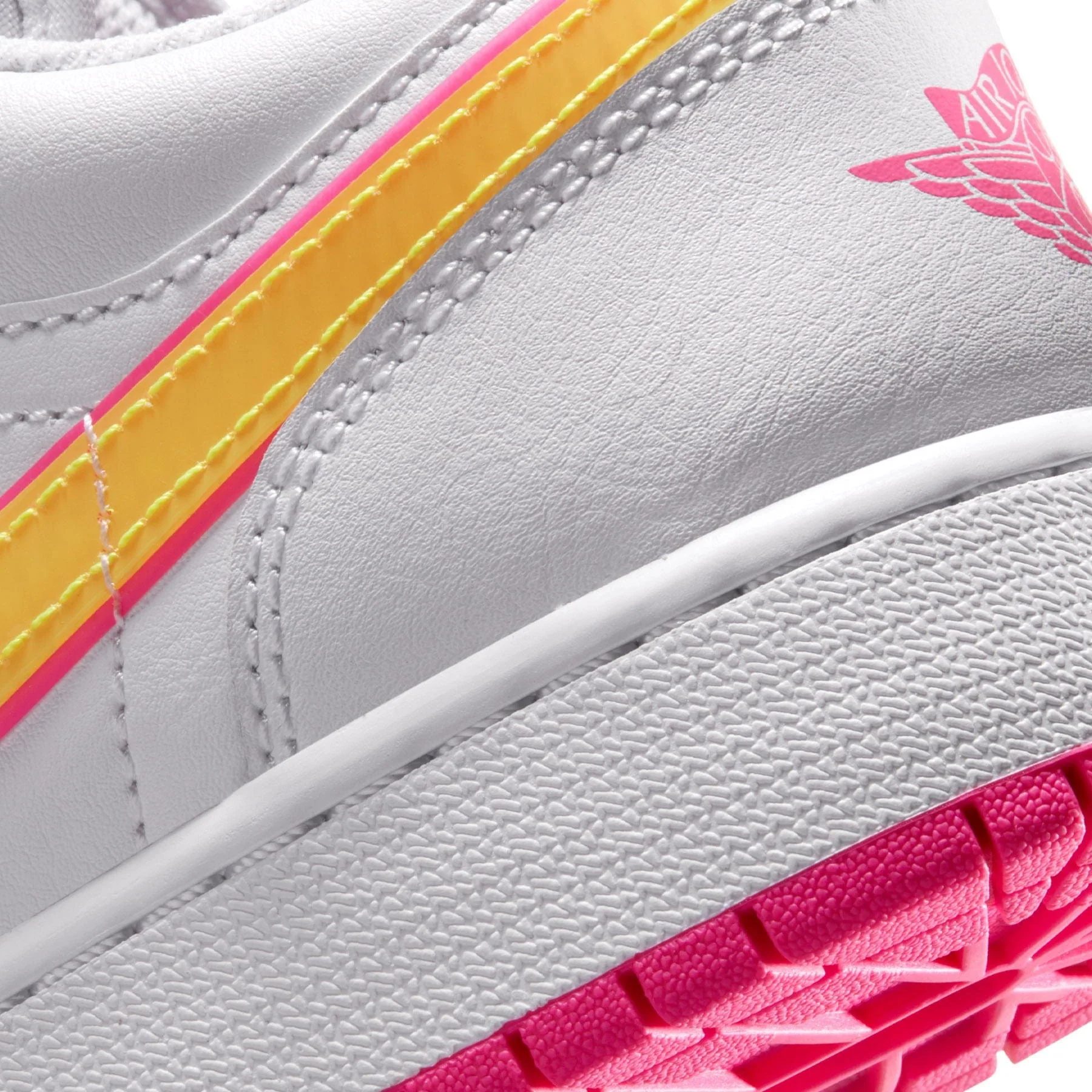 Air Jordan 1 Low GS 'Edge Glow' - Image 7