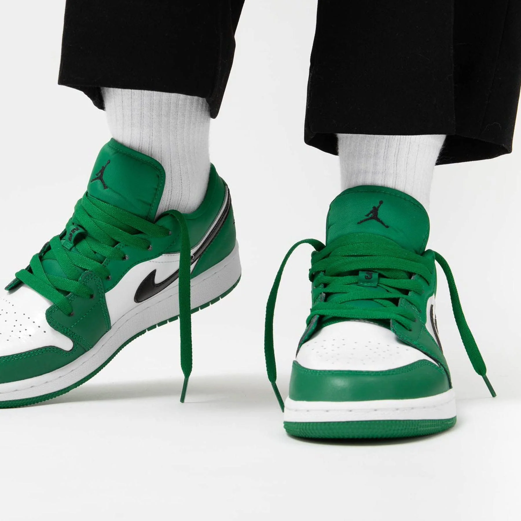 Air Jordan 1 Low GS 'Pine Green' - Image 7