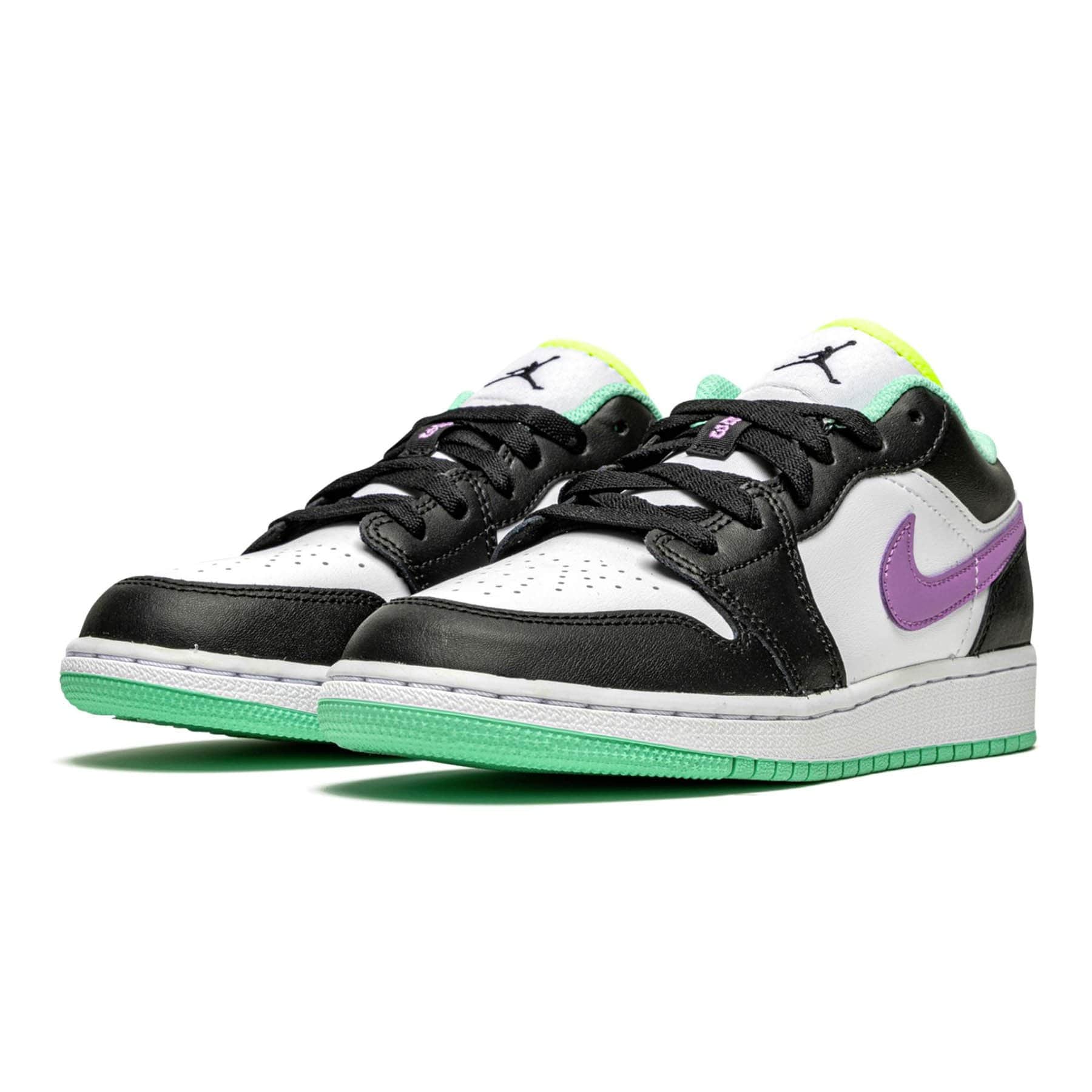 Air Jordan 1 Low GS 'White Violet Shock' - Image 2