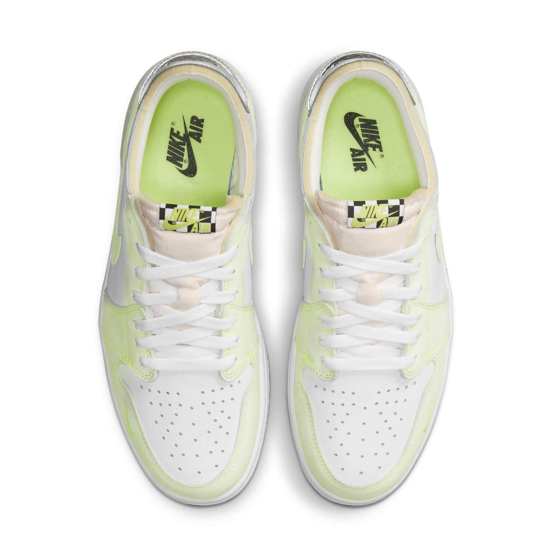 Air Jordan 1 Low OG 'Ghost Green' - Image 3