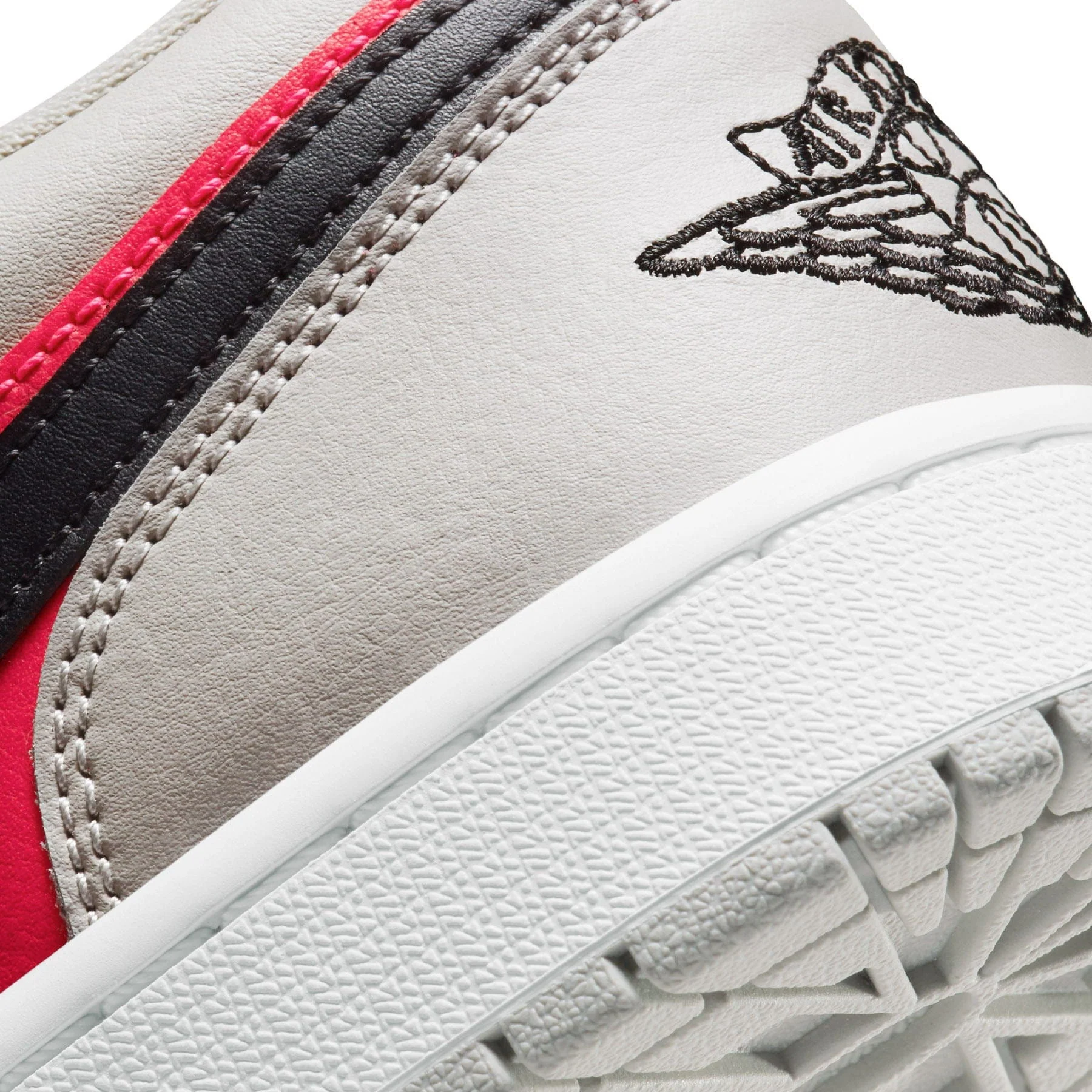 Air Jordan 1 Low Wmns 'Light Iron Ore Siren Red' - Image 7