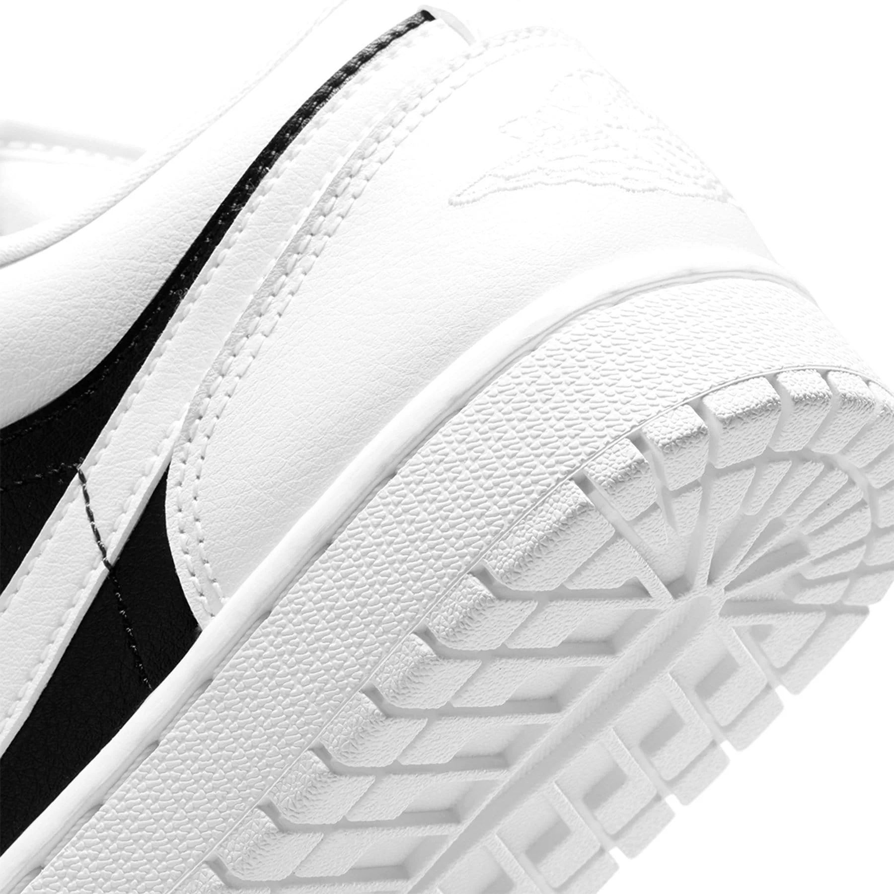 Air Jordan 1 Low Wmns 'Panda' 2021 - Image 7