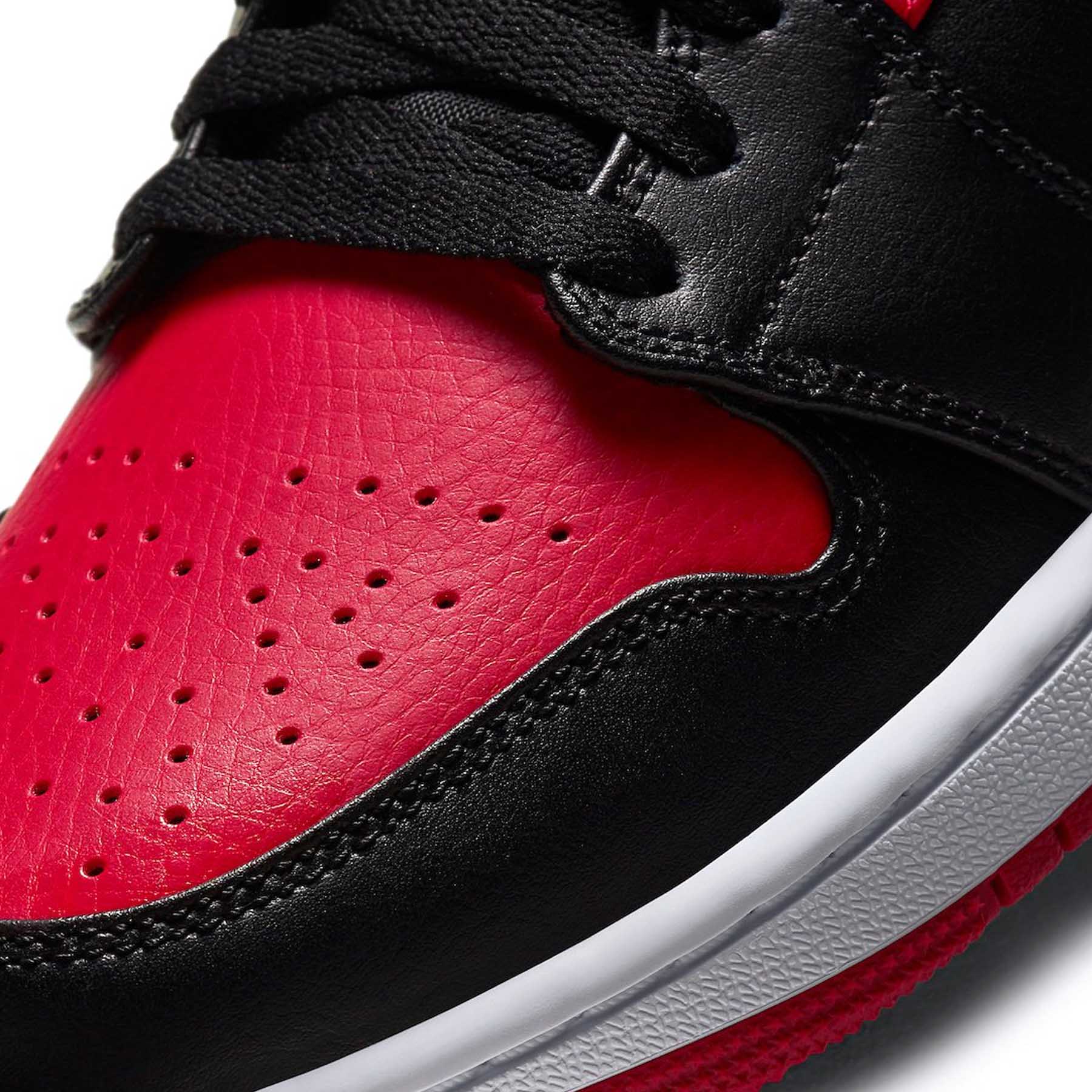 Air Jordan 1 Mid Banned 2020 - Image 6