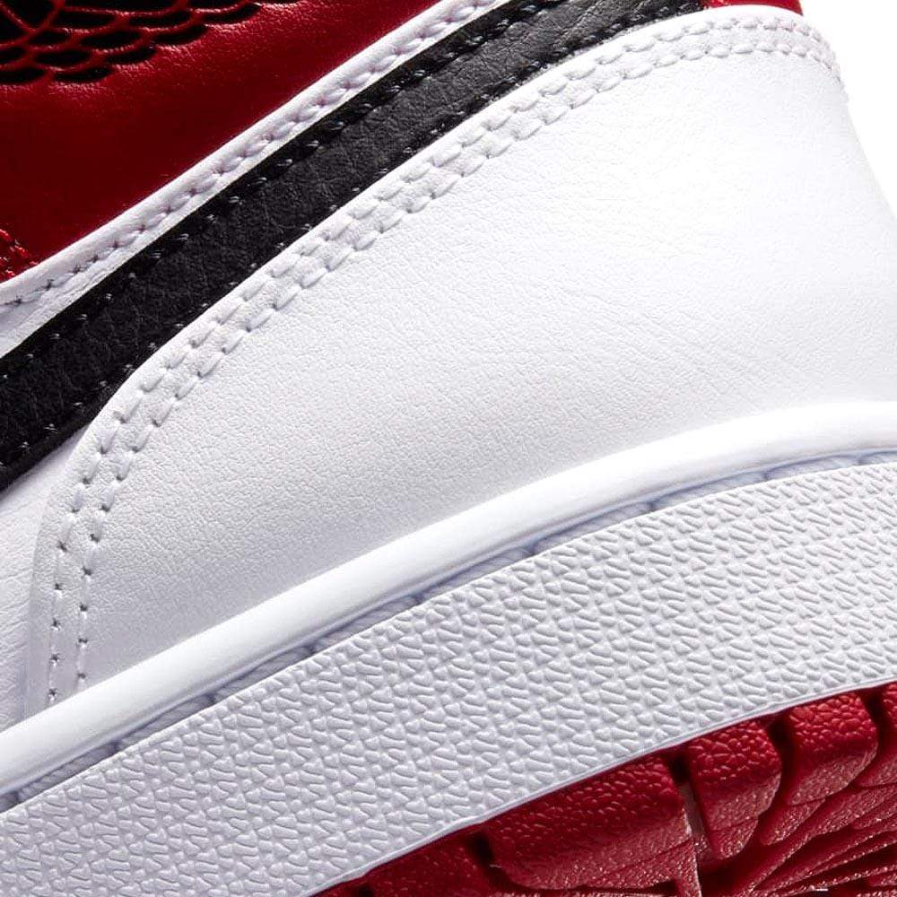 Air Jordan 1 Mid 'Chicago' 2020 - Image 6