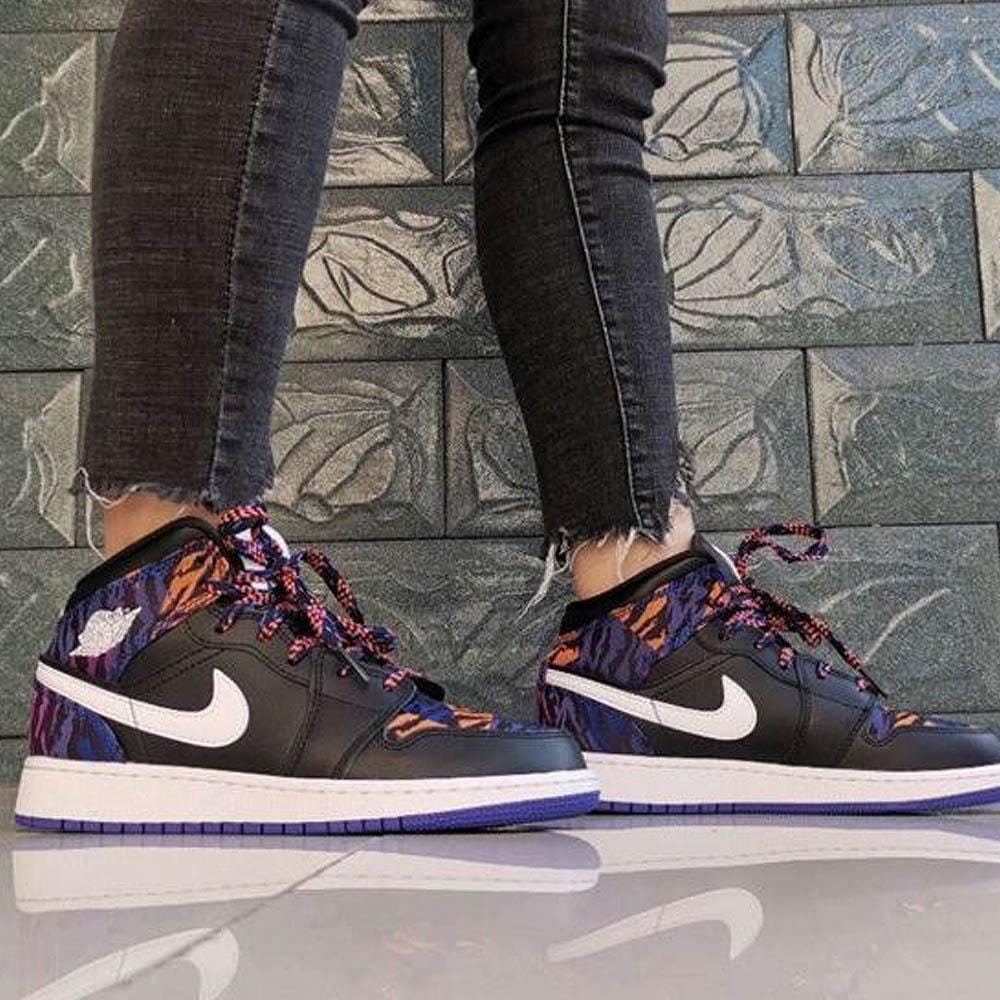 Air Jordan 1 Mid GS 'Tiger Print' - Image 6