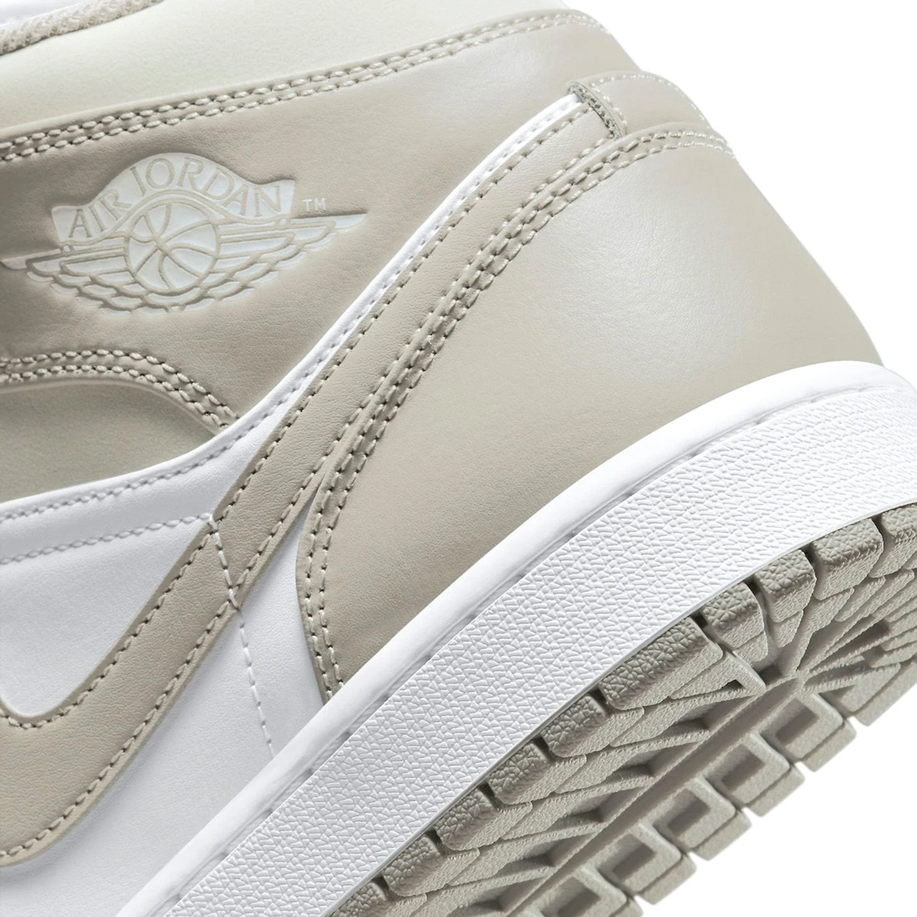 Air Jordan 1 Mid 'Linen' - Image 7