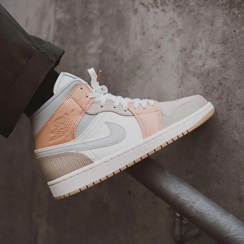 Air Jordan 1 Mid 'Milan' - Image 9