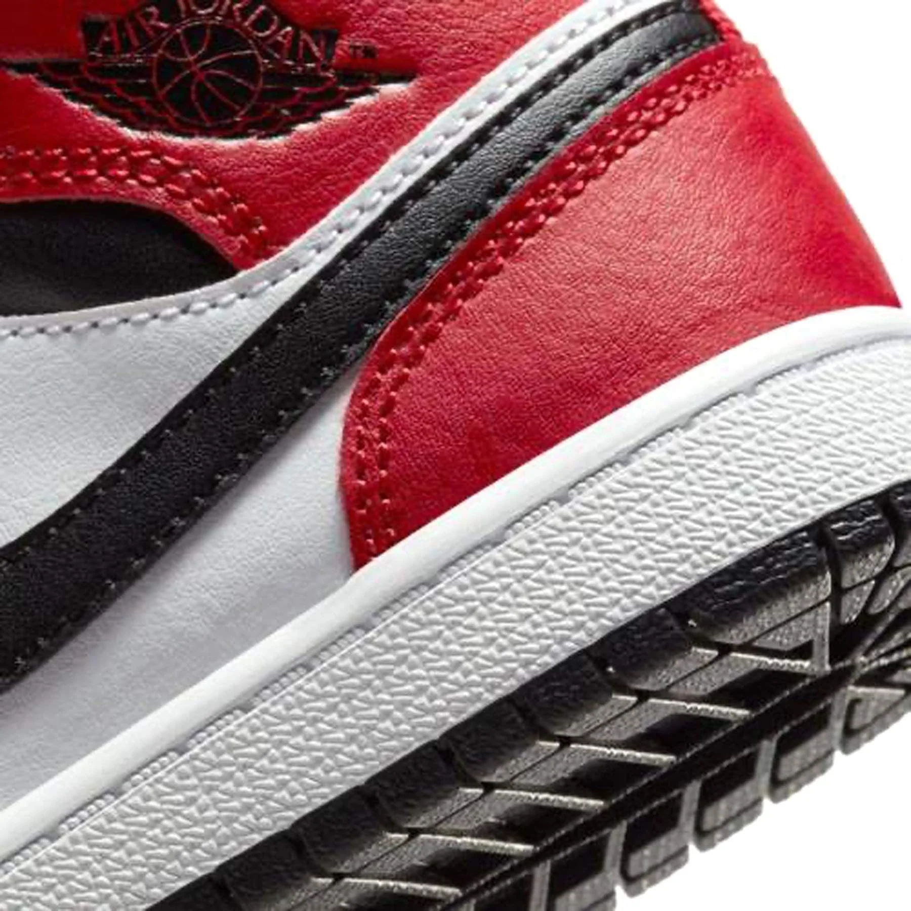Air Jordan 1 Mid PS 'Chicago Black Toe' - Image 6