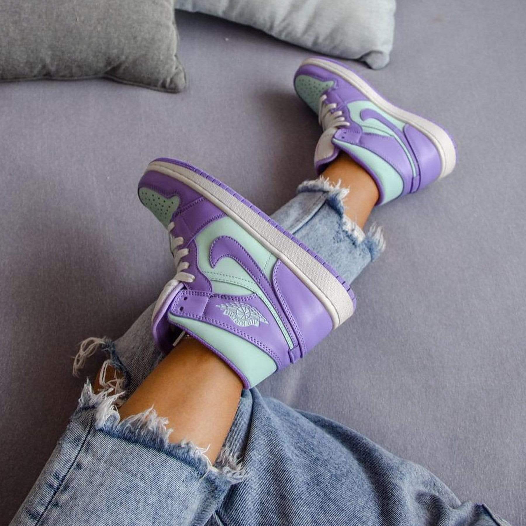 Air Jordan 1 Mid 'Purple Aqua' - Image 7