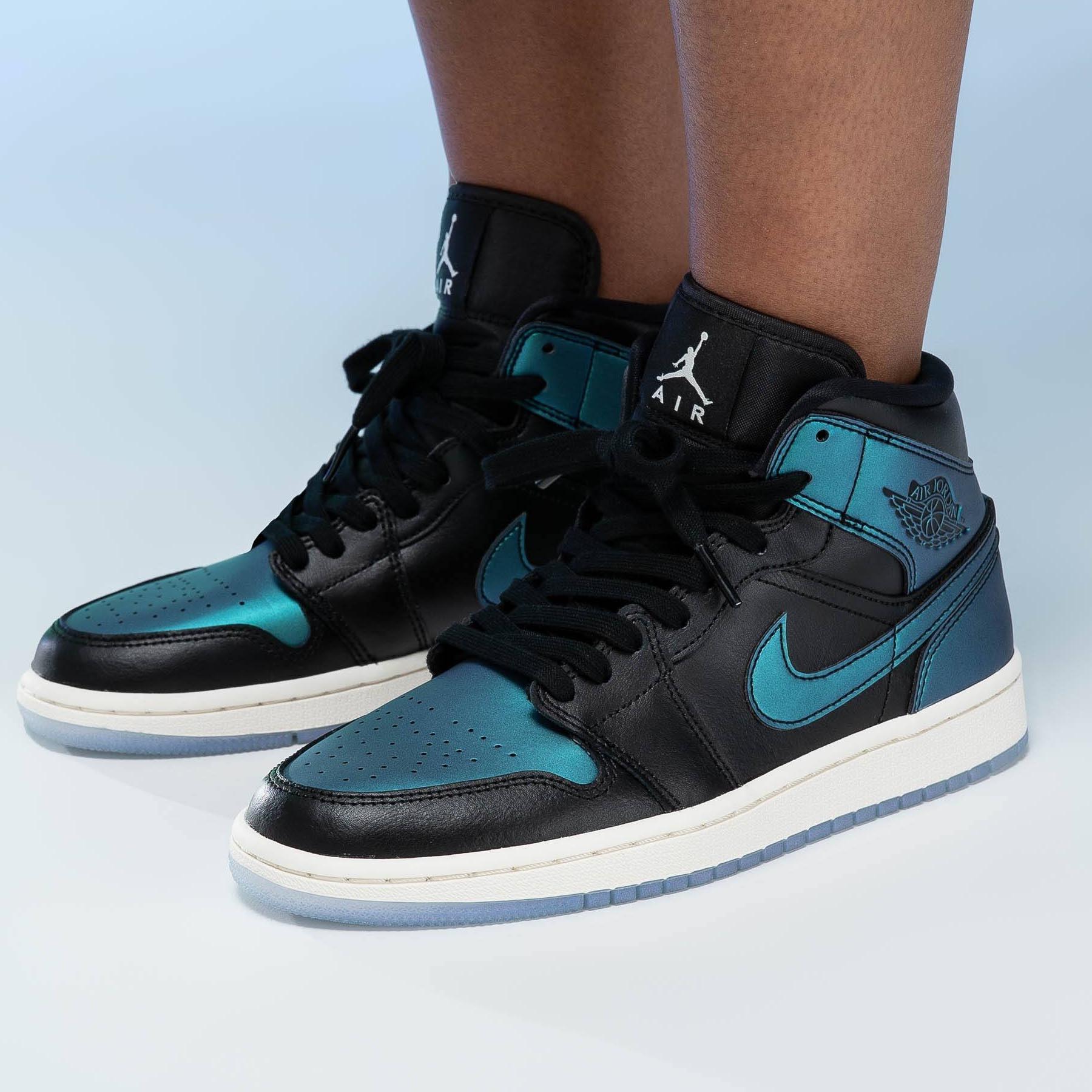 Air Jordan 1 Mid Wmns 'Metallic Turquoise' - Image 6