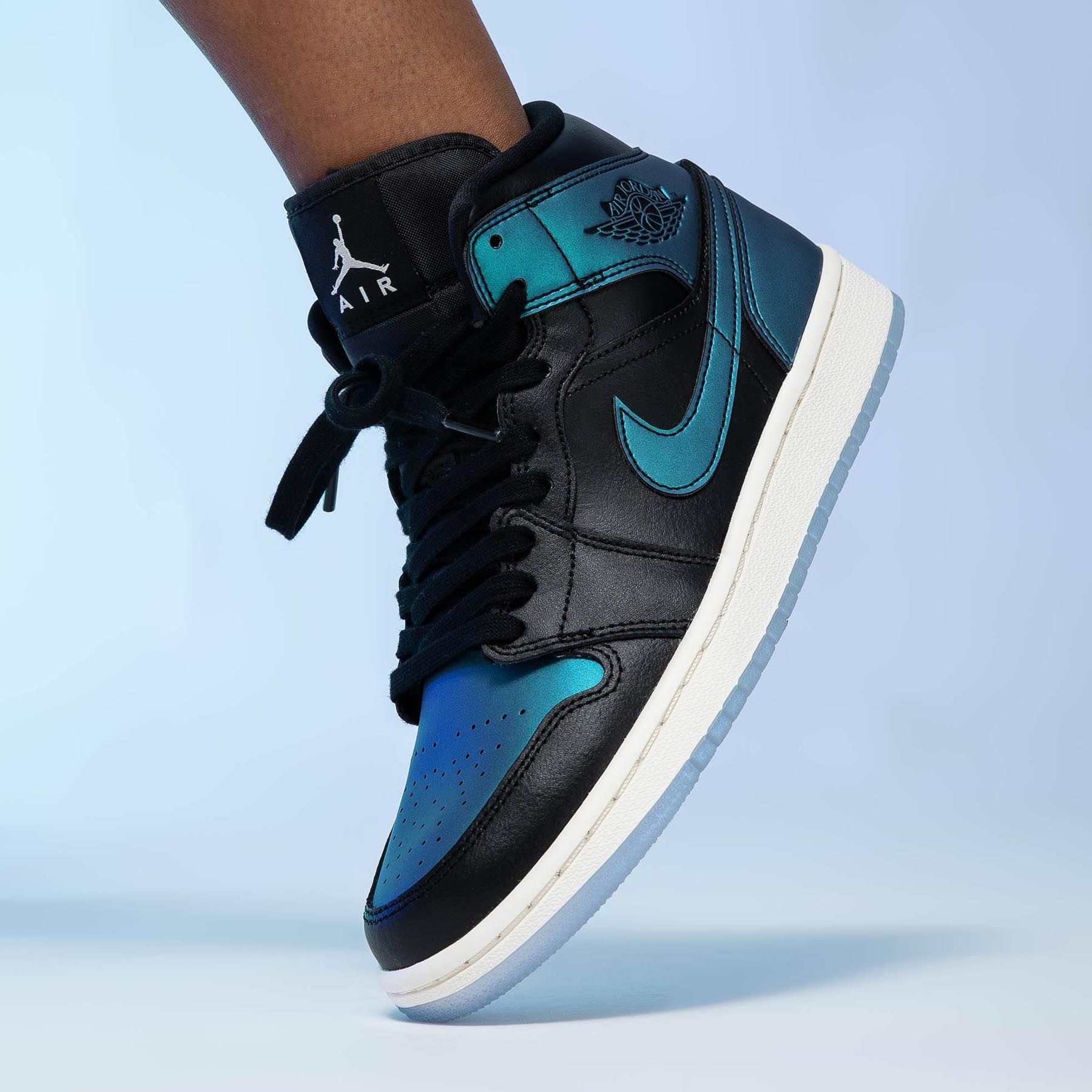 Air Jordan 1 Mid Wmns 'Metallic Turquoise' - Image 7