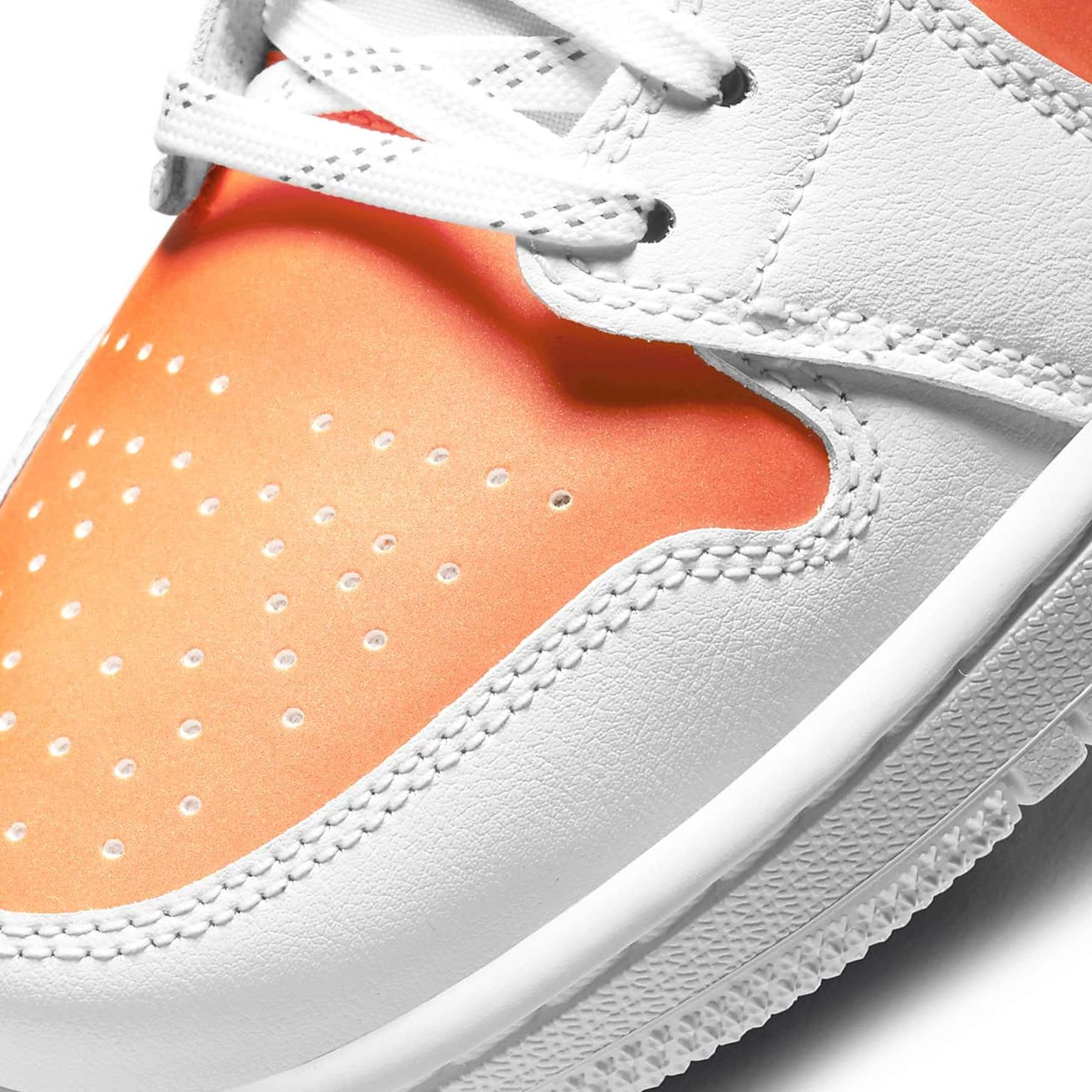 Air Jordan 1 Mid Wmns SE 'Bright Citrus' - Image 7