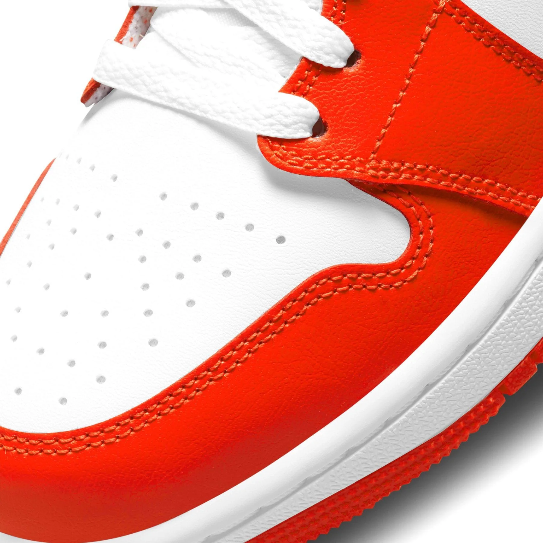 Air Jordan 1 Mid Wmns 'Syracuse' - Image 6
