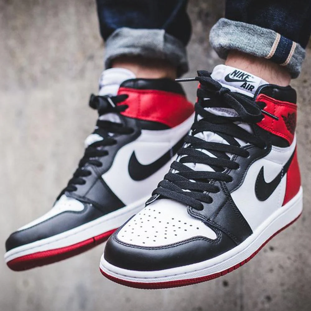Air Jordan 1 Retro High OG Black Toe - Image 8