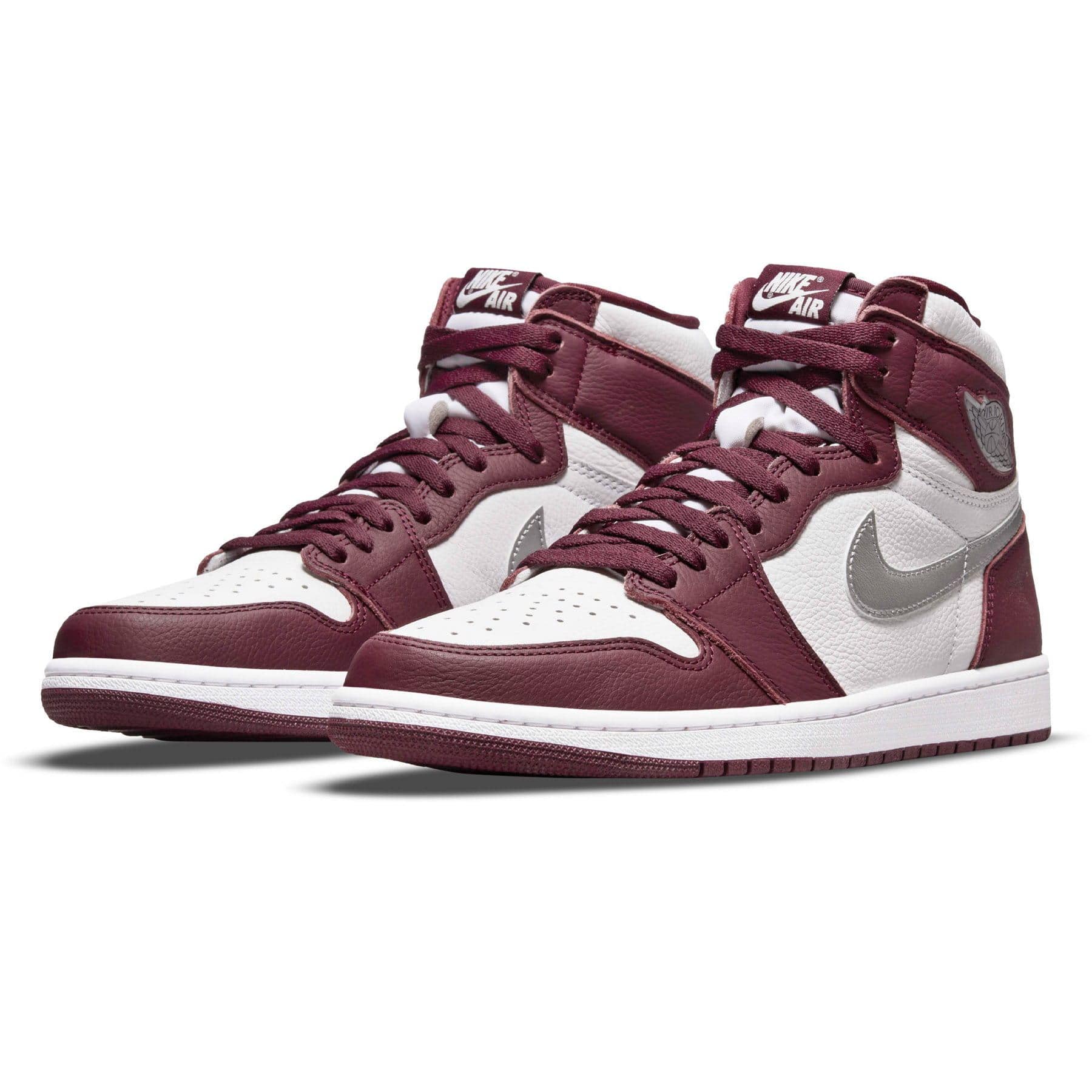 Air Jordan 1 Retro High OG 'Bordeaux' - Image 2
