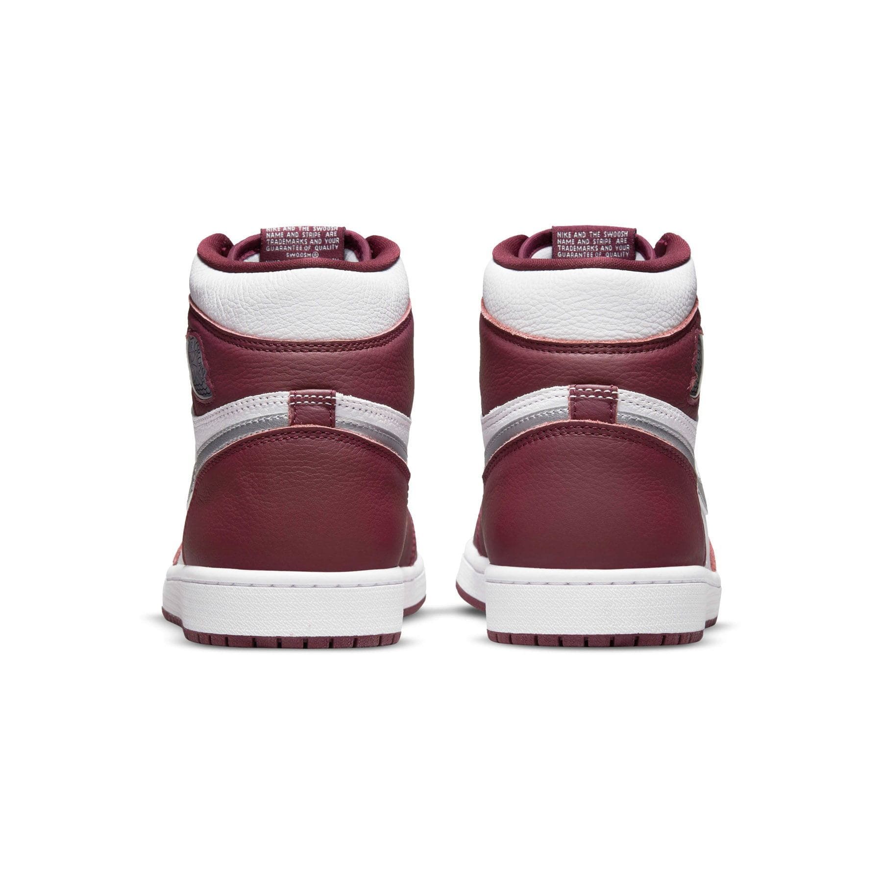 Air Jordan 1 Retro High OG 'Bordeaux' - Image 4