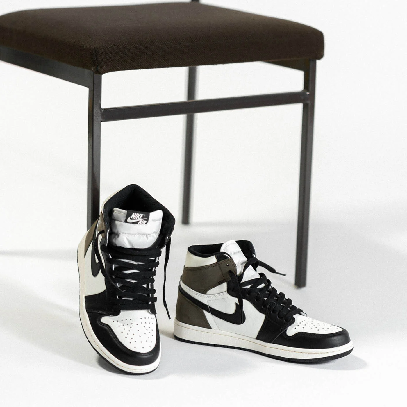 Air Jordan 1 Retro High OG 'Dark Mocha' - Image 7