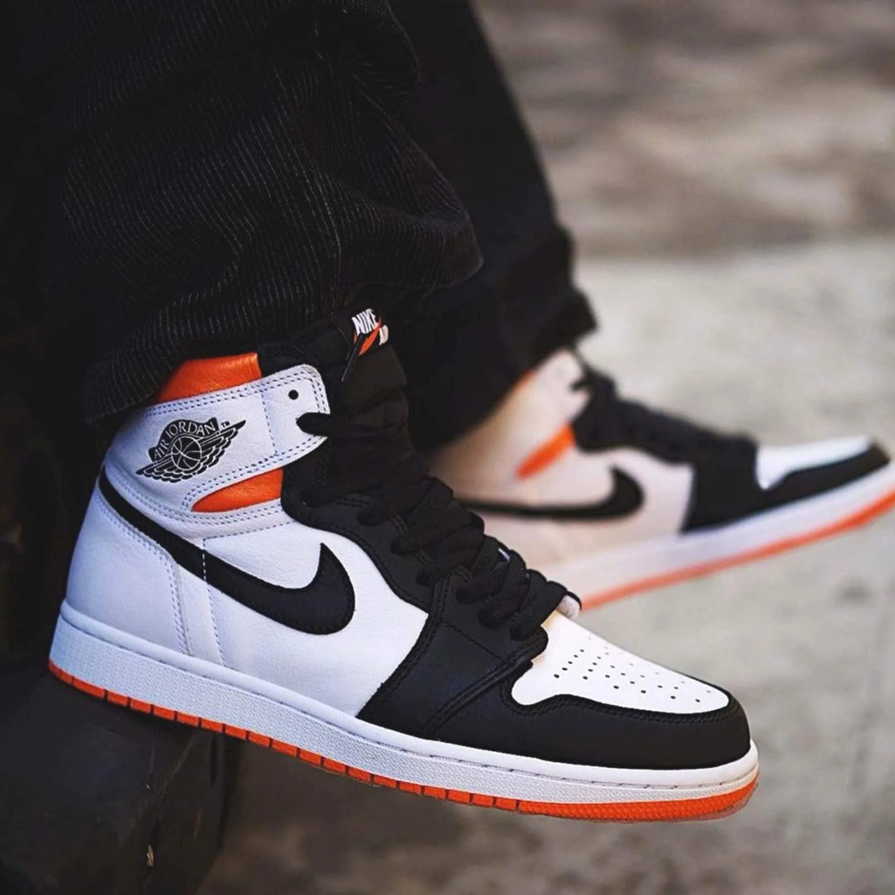 Air Jordan 1 Retro High OG 'Electro Orange' - Image 7