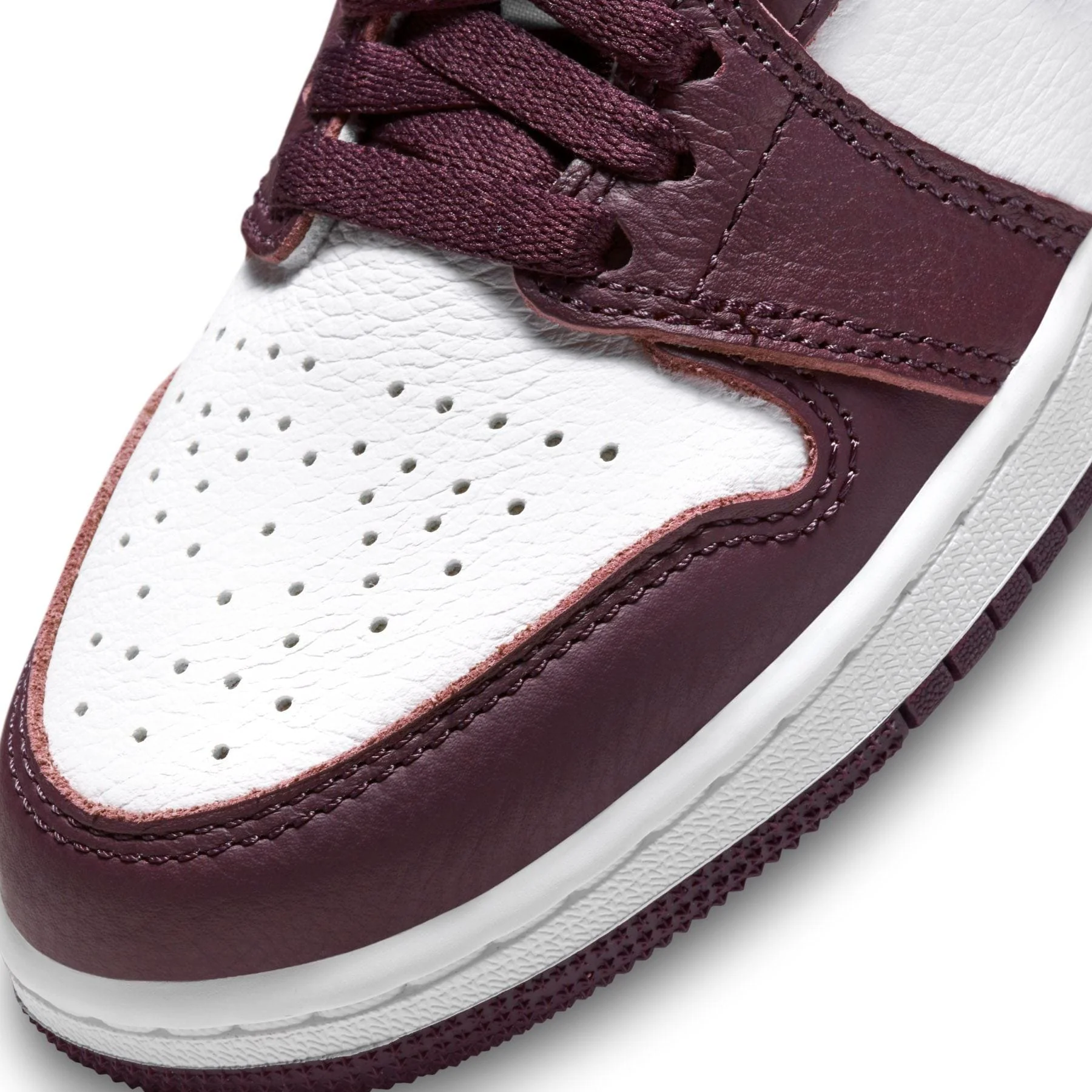 Air Jordan 1 Retro High OG GS 'Bordeaux' - Image 6