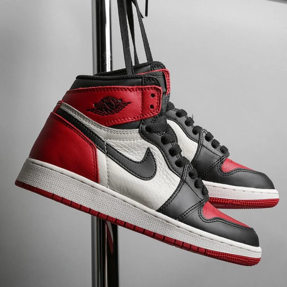 Air Jordan 1 Retro High OG GS "Bred Toe" - Image 2
