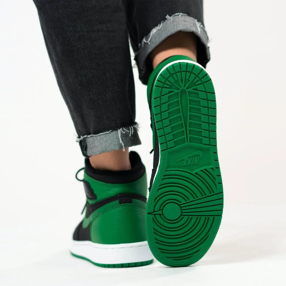 Air Jordan 1 Retro High OG GS 'Pine Green 2.0' - Image 7