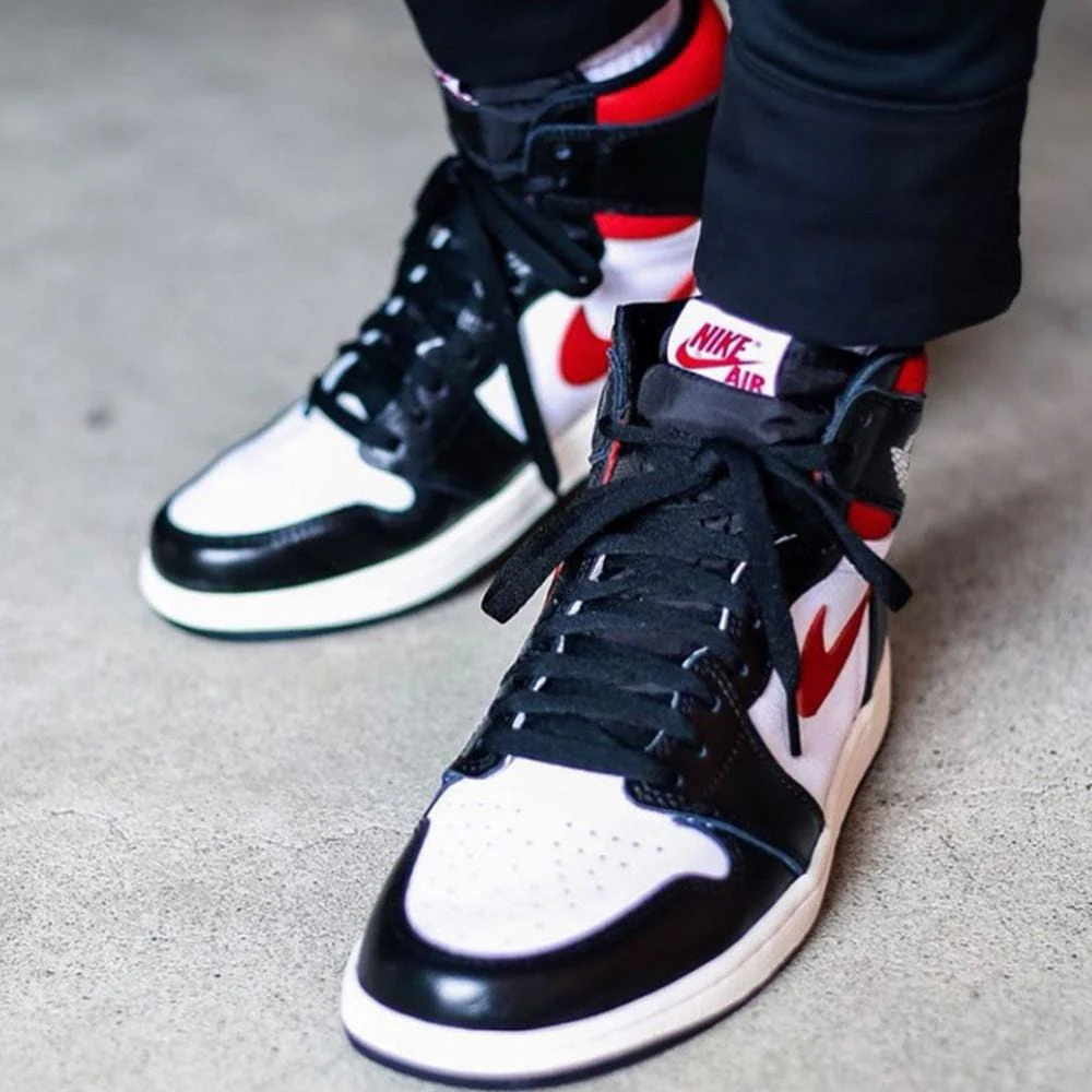 Air Jordan 1 Retro High OG 'Gym Red' - Image 7