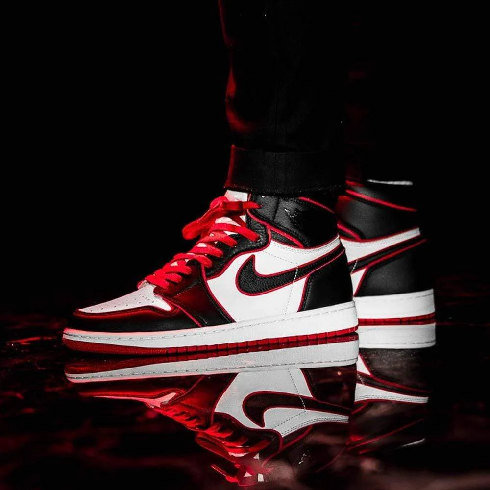 Air Jordan 1 Retro High OG 'Meant To Fly' - Image 7