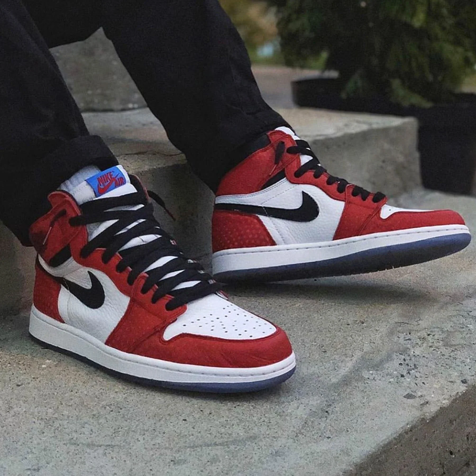 Air Jordan 1 Retro High OG 'Origin Story' - Image 6