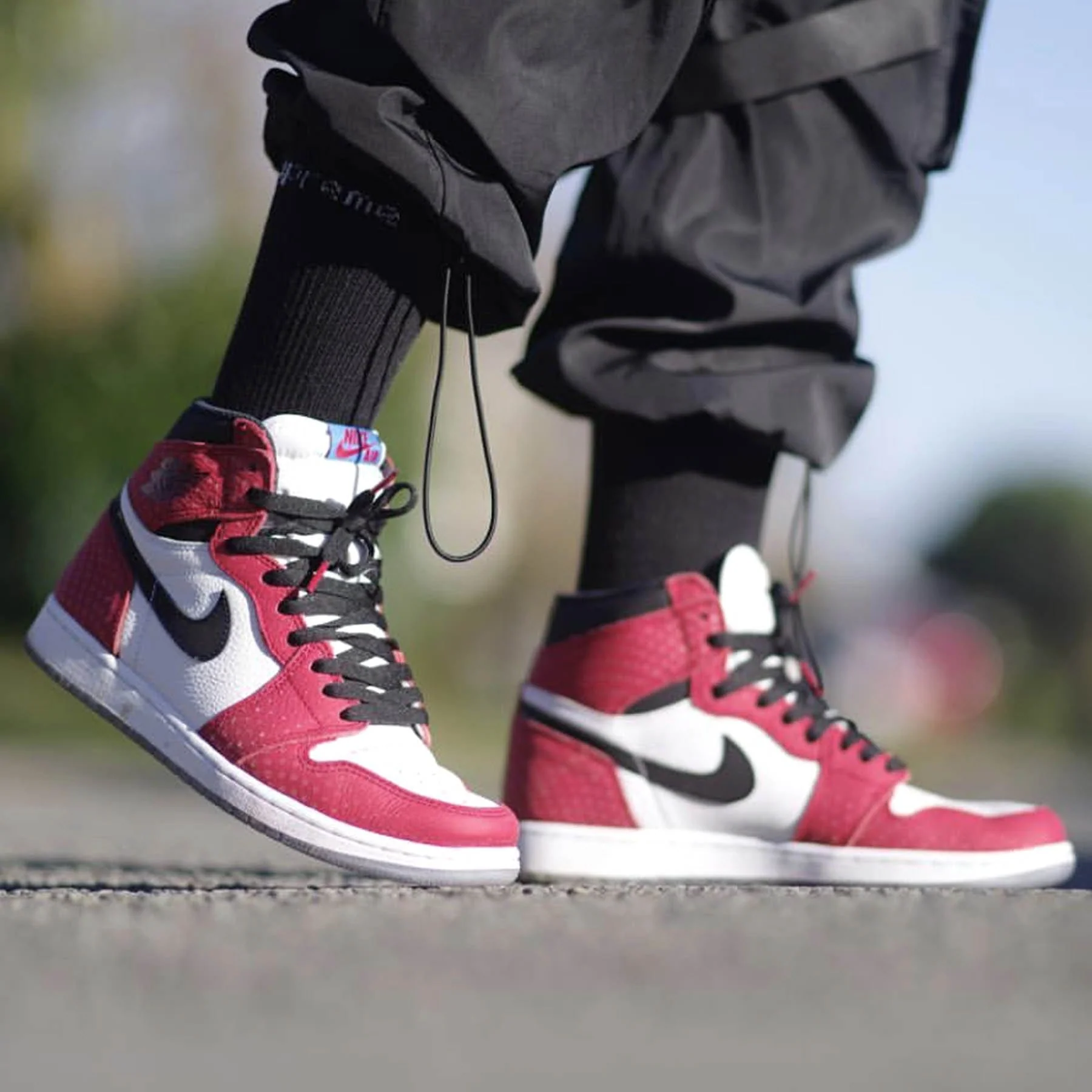 Air Jordan 1 Retro High OG 'Origin Story' - Image 7