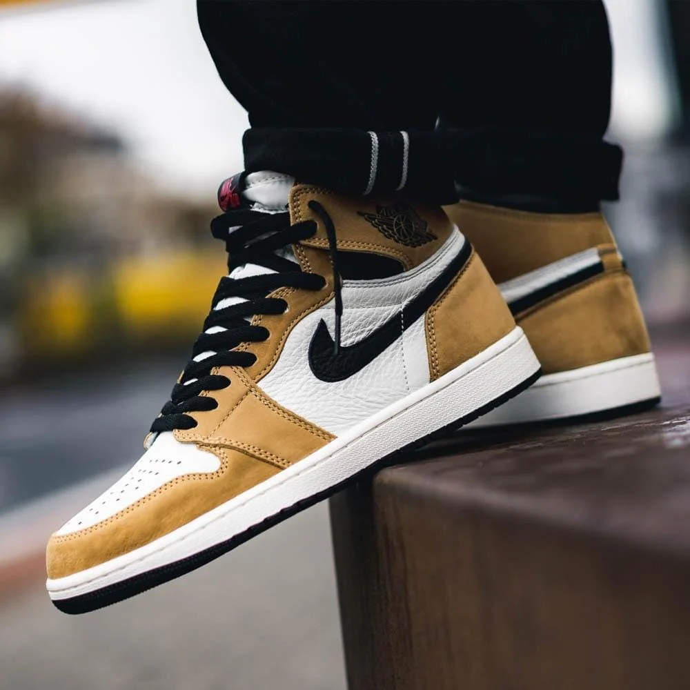 Air Jordan 1 Retro High OG 'Rookie of the Year' - Image 6