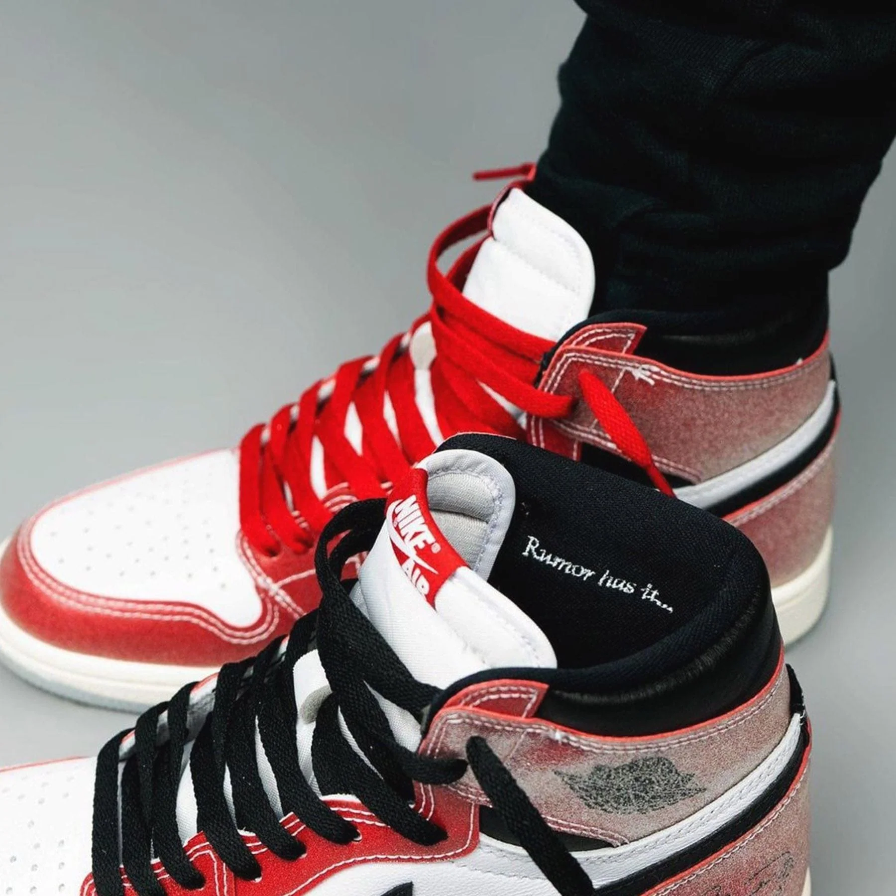 Trophy Room x Air Jordan 1 Retro High OG SP 'Chicago' - Image 9