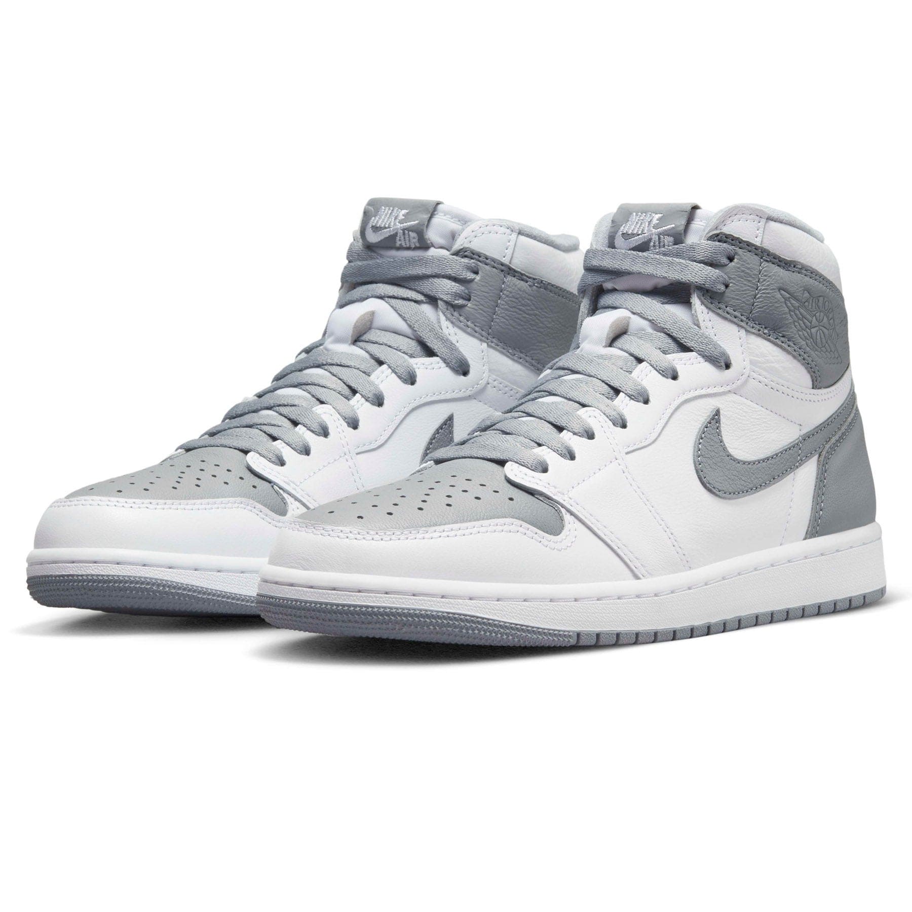 Air Jordan 1 Retro High OG 'Stealth' - Image 2