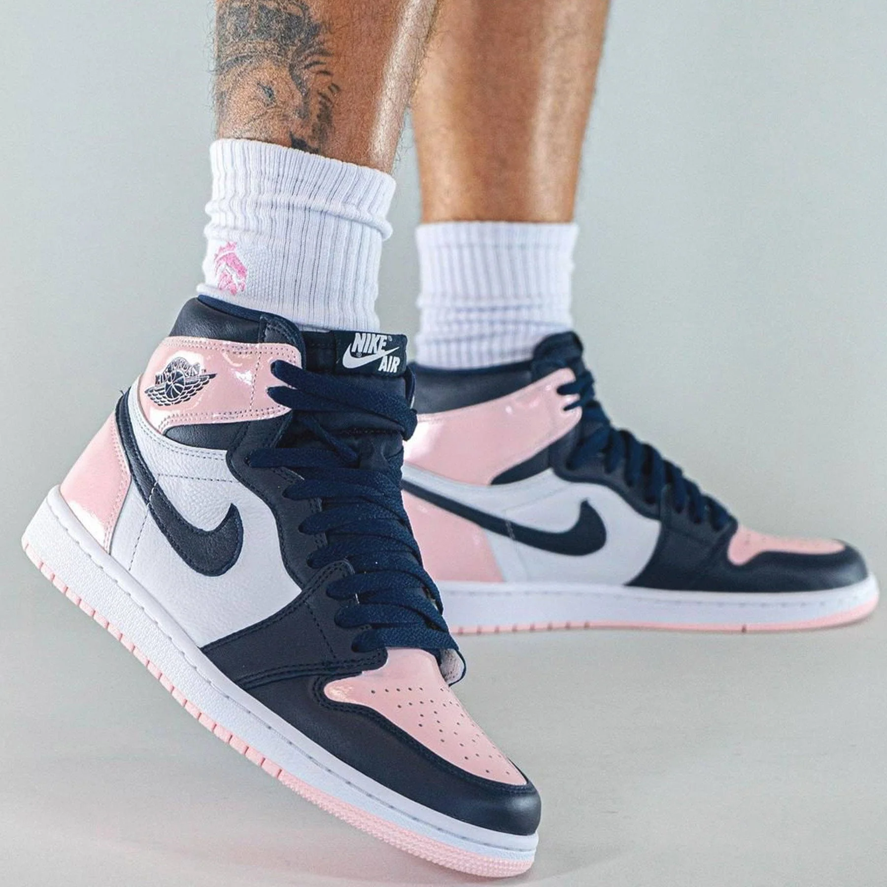 Air Jordan 1 Retro High Wmns OG SE 'Bubble Gum' - Image 6