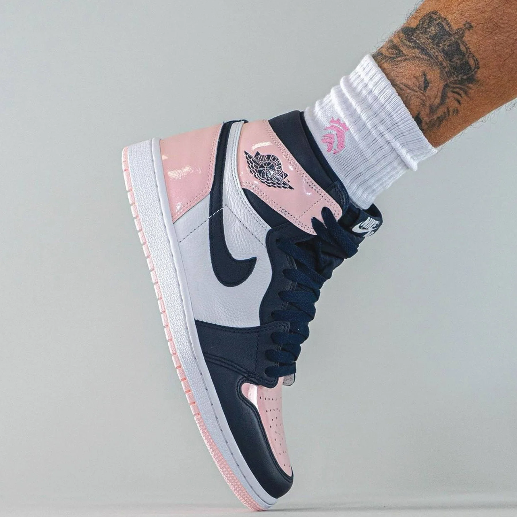 Air Jordan 1 Retro High Wmns OG SE 'Bubble Gum' - Image 7