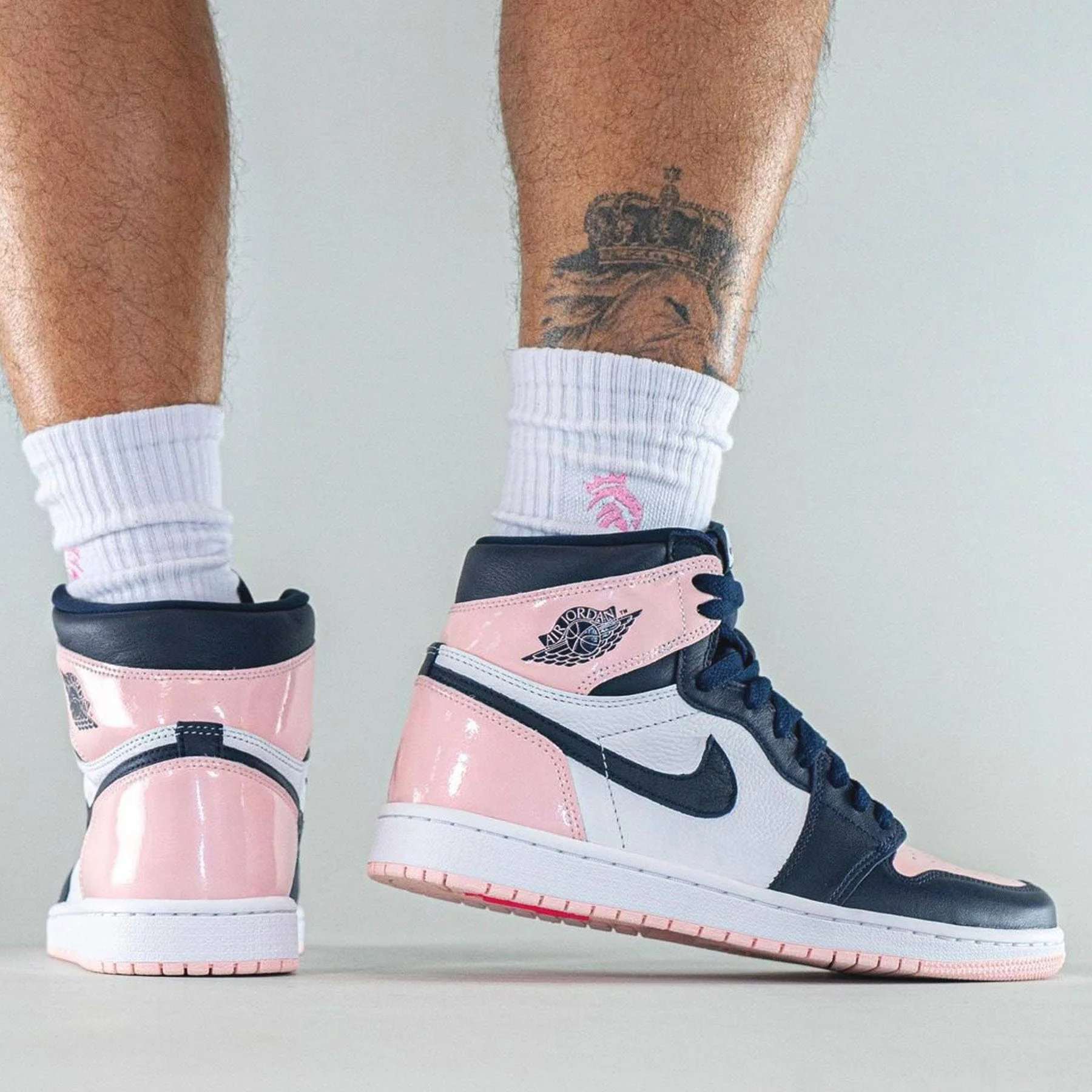Air Jordan 1 Retro High Wmns OG SE 'Bubble Gum' - Image 8