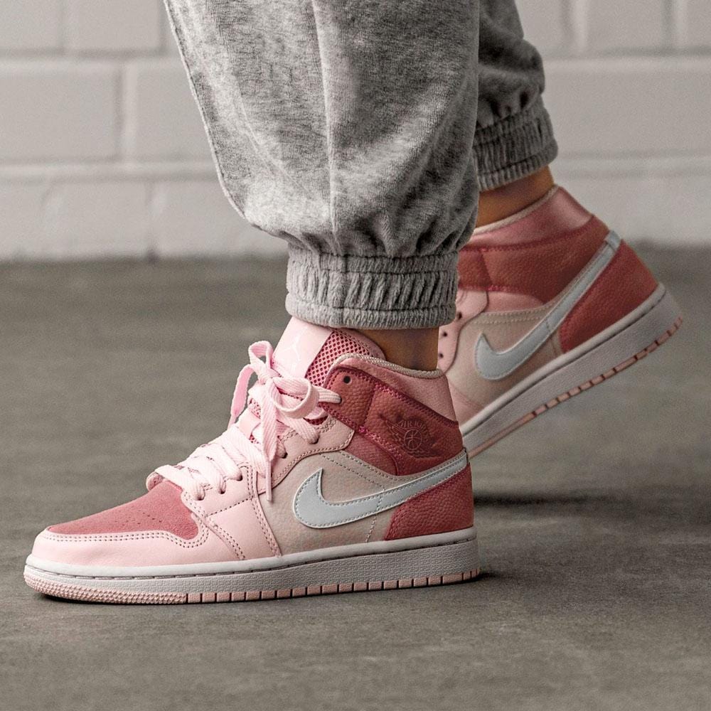 Air Jordan 1 WMNS Mid “Digital Pink” - Image 6