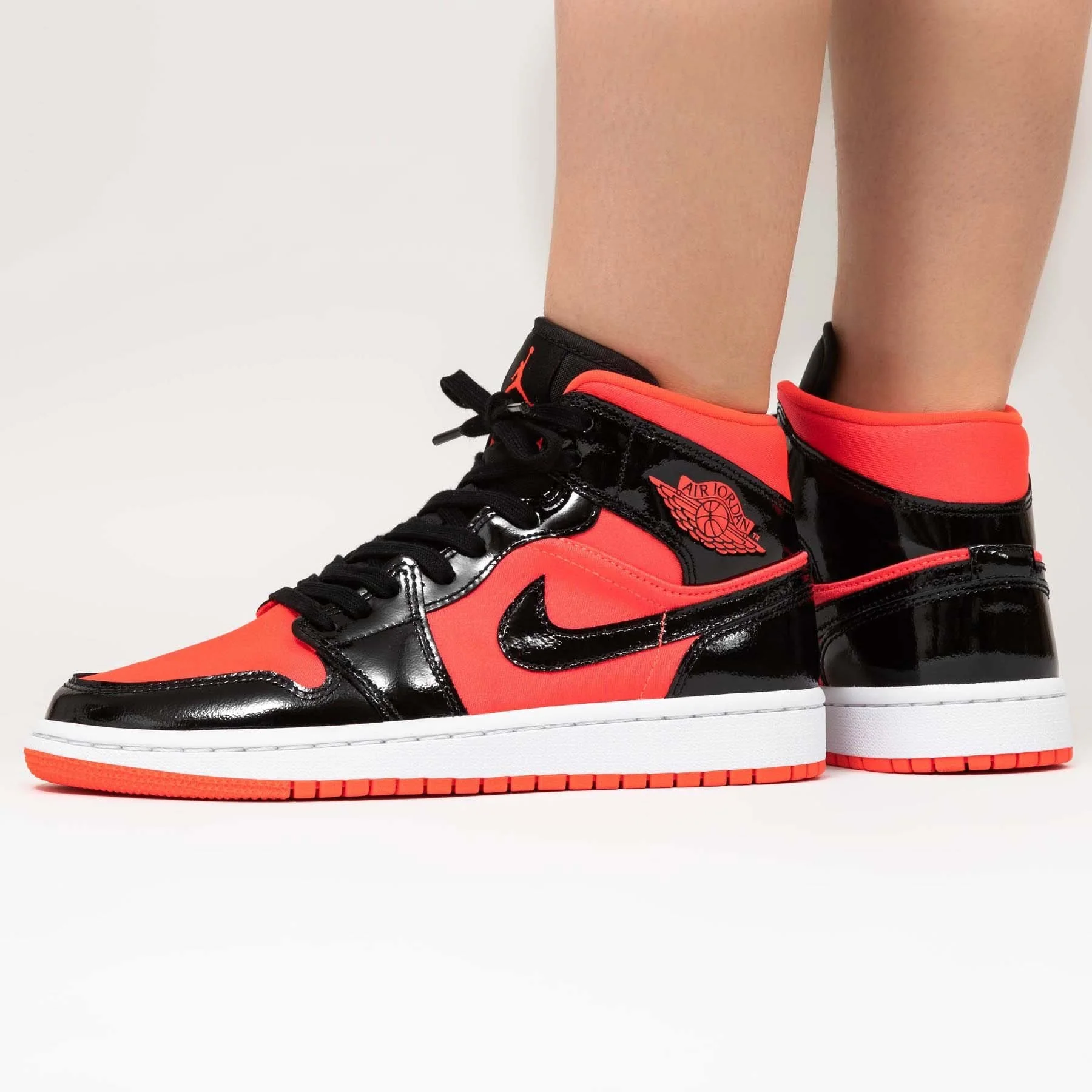 Air Jordan 1 Wmns Mid 'Hot Punch' - Image 6