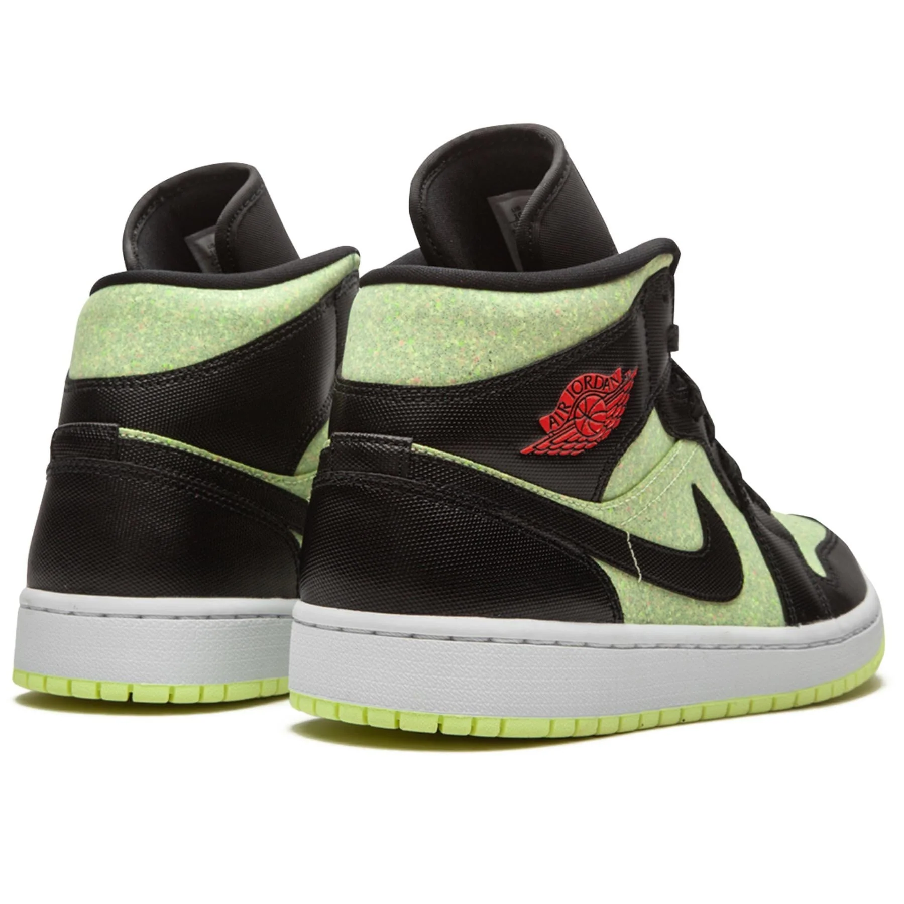 Air Jordan 1 Wmns Mid SE 'Black Barely Volt' - Image 3