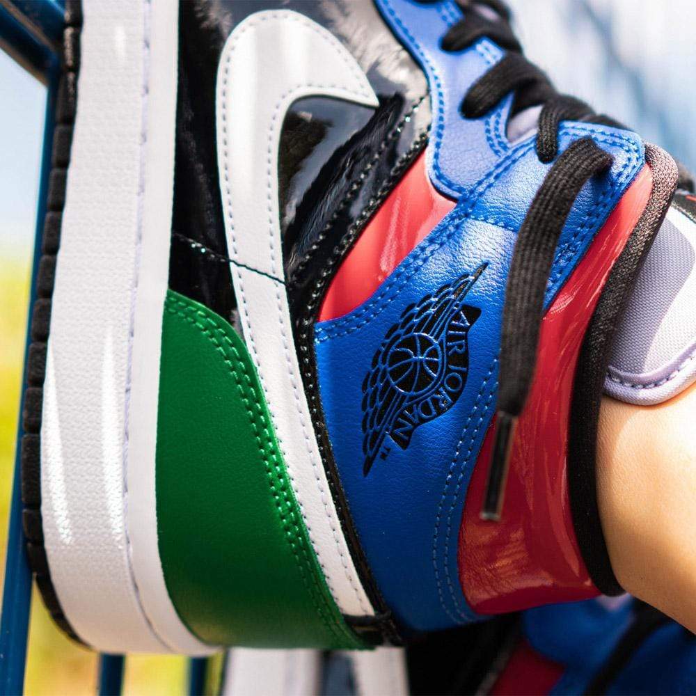 Air Jordan 1 Wmns Mid SE 'Multi Patent' - Image 7
