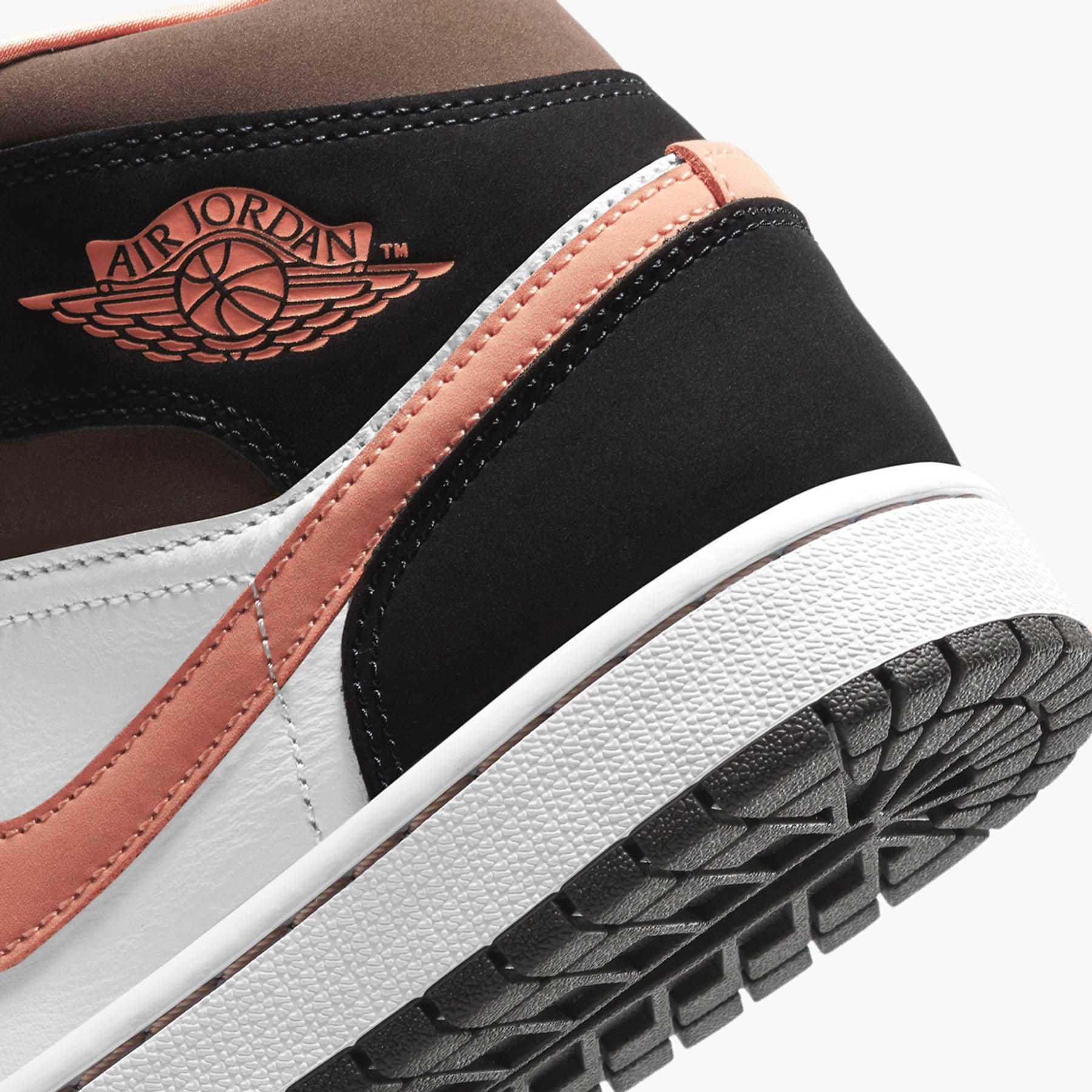 Air Jordan 1 Wmns Mid SE 'Peach Mocha' - Image 5