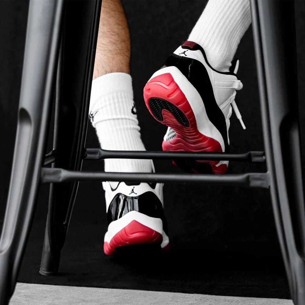 Air Jordan 11 Retro Low 'Concord-Bred' - Image 7