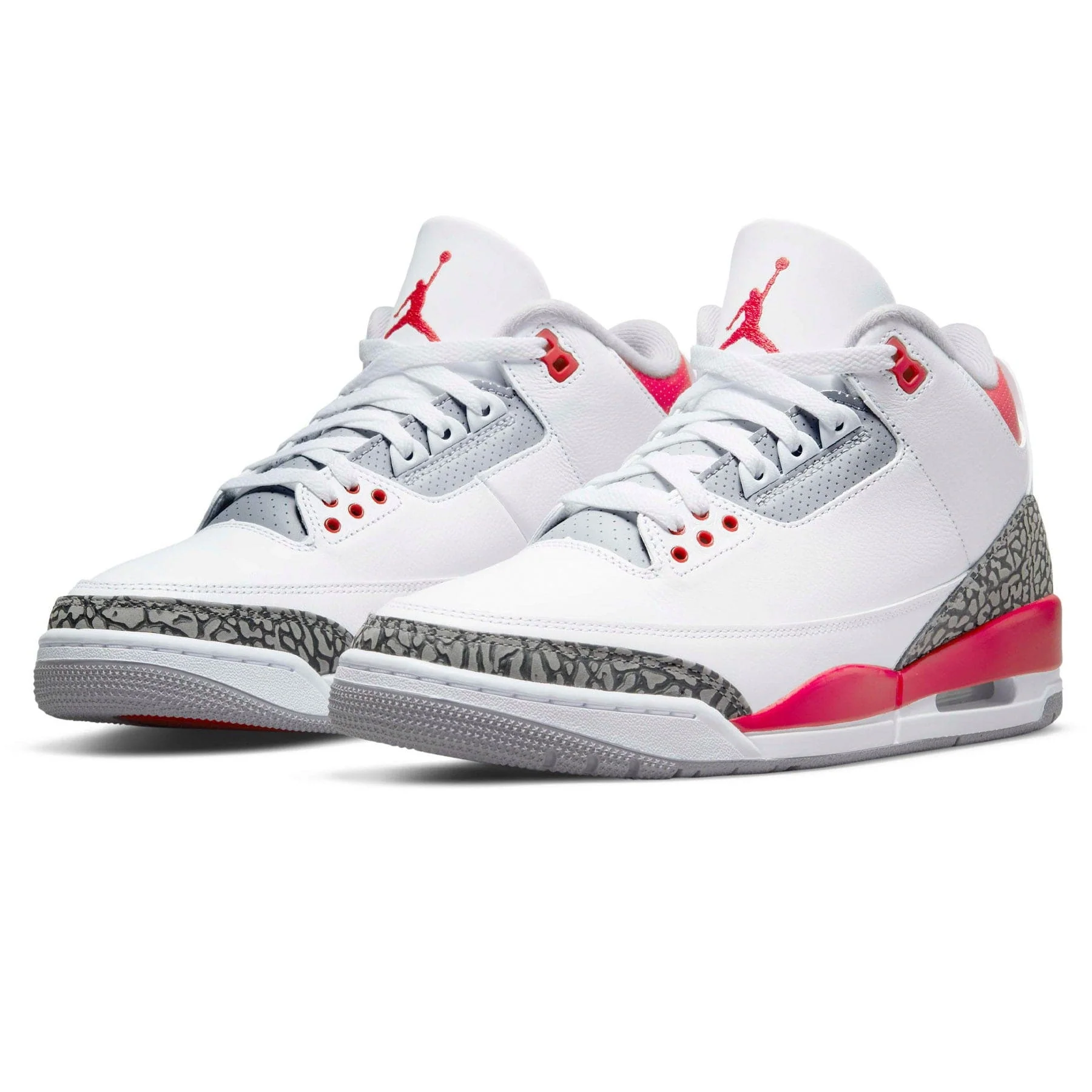 Air Jordan 3 Retro 'Fire Red' 2022 - Image 2