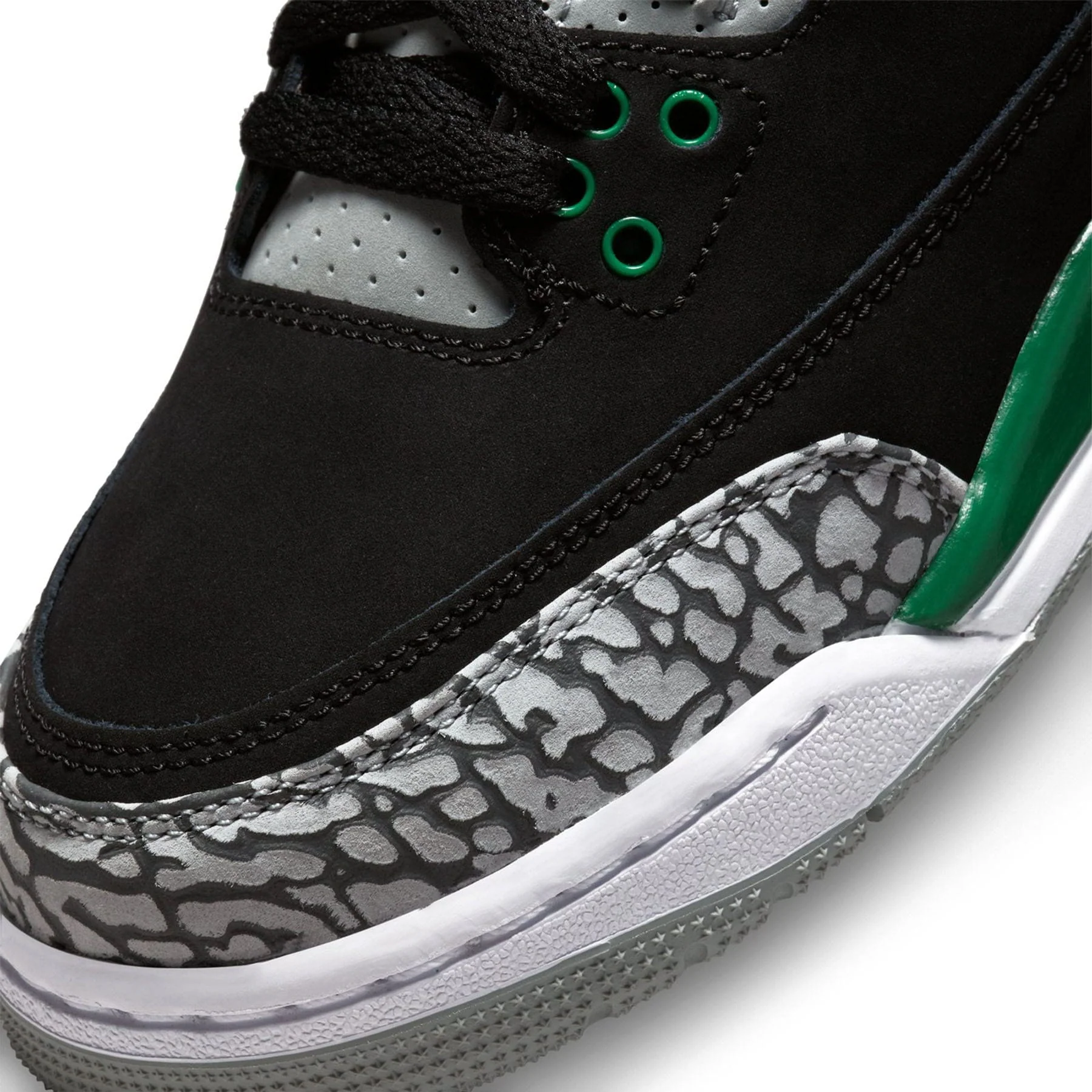 Air Jordan 3 Retro GS 'Pine Green' - Image 6